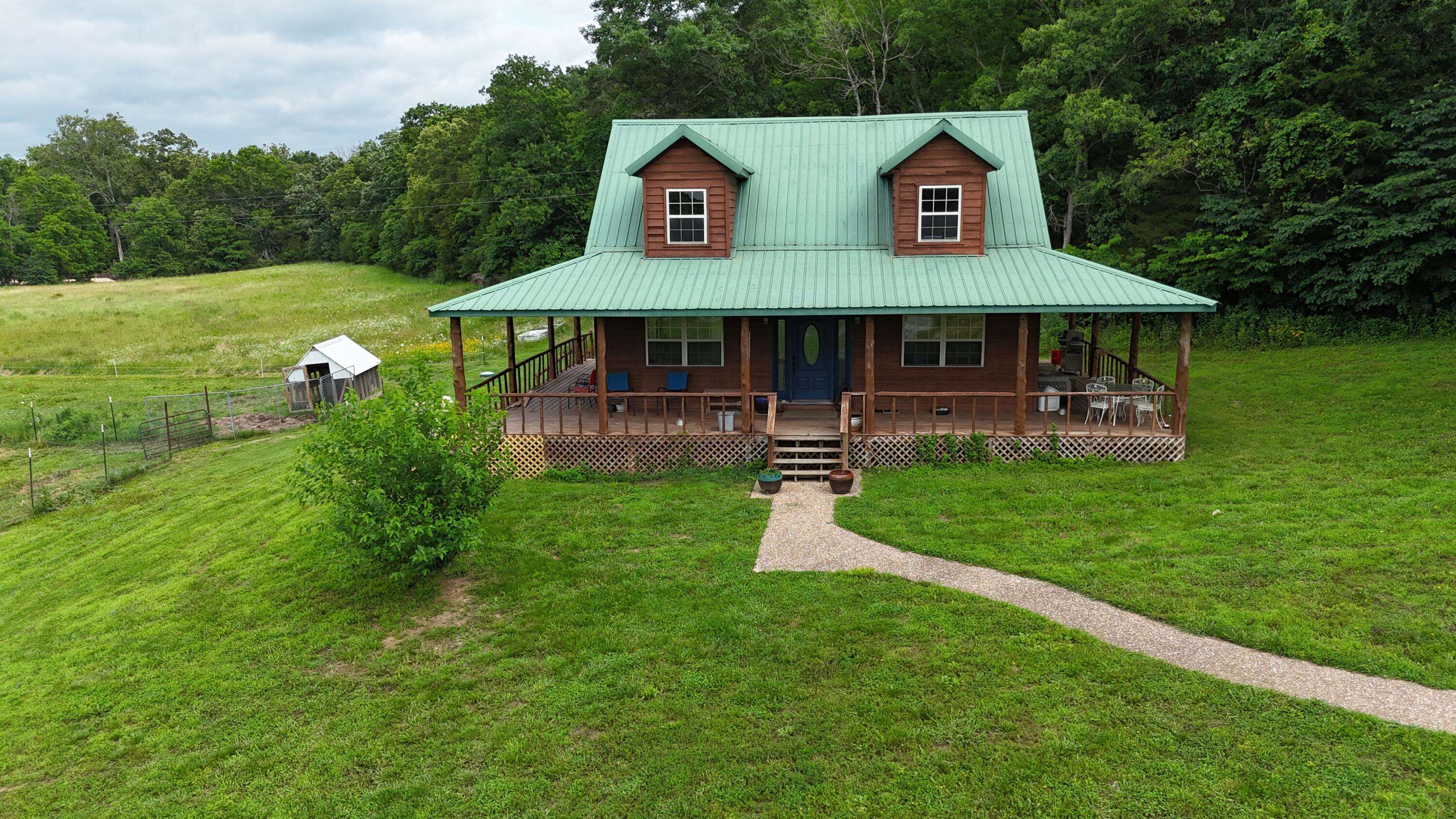 11817 A HWY, Ava, MO 65608