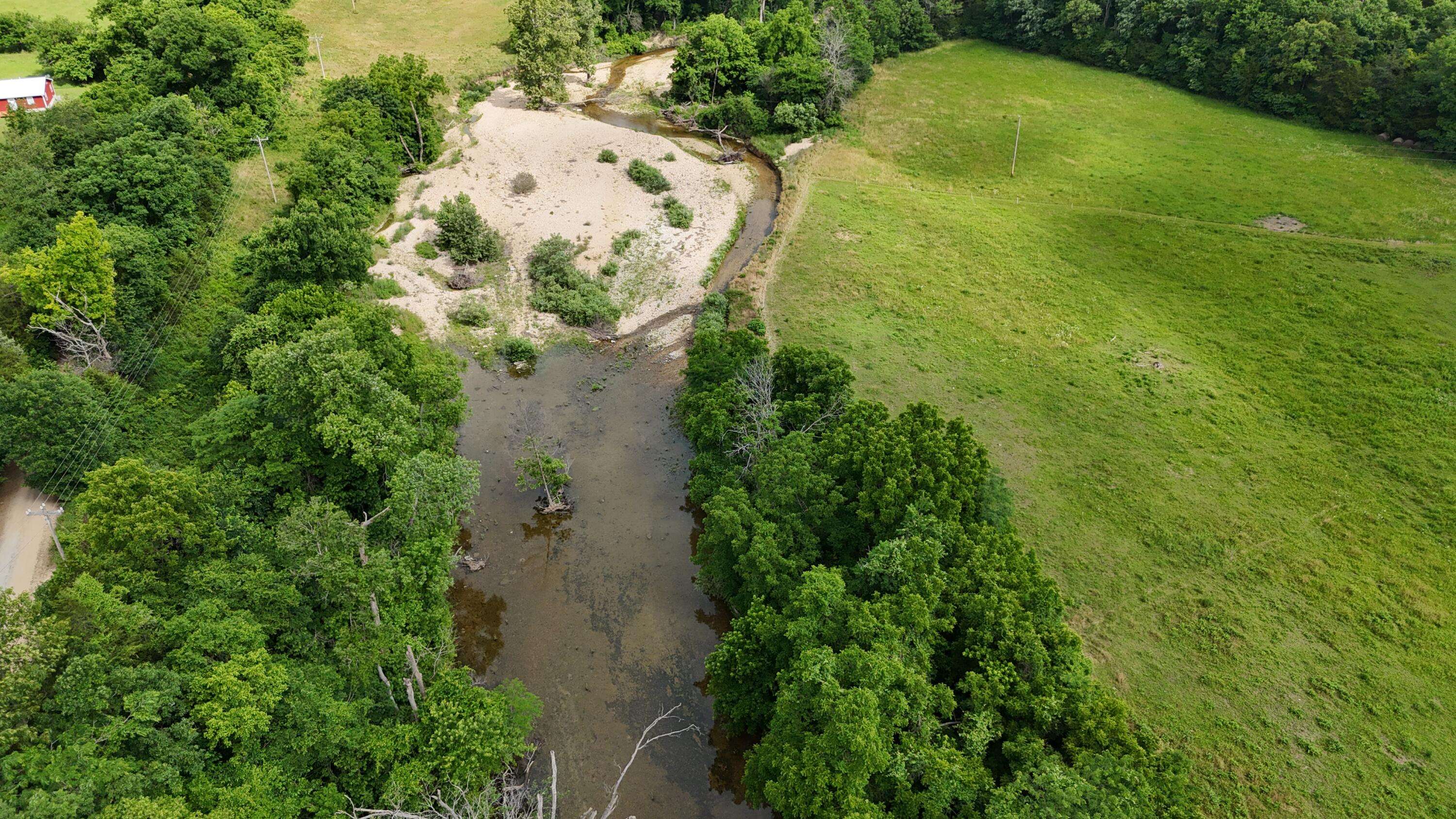 11817 A HWY, Ava, MO 65608