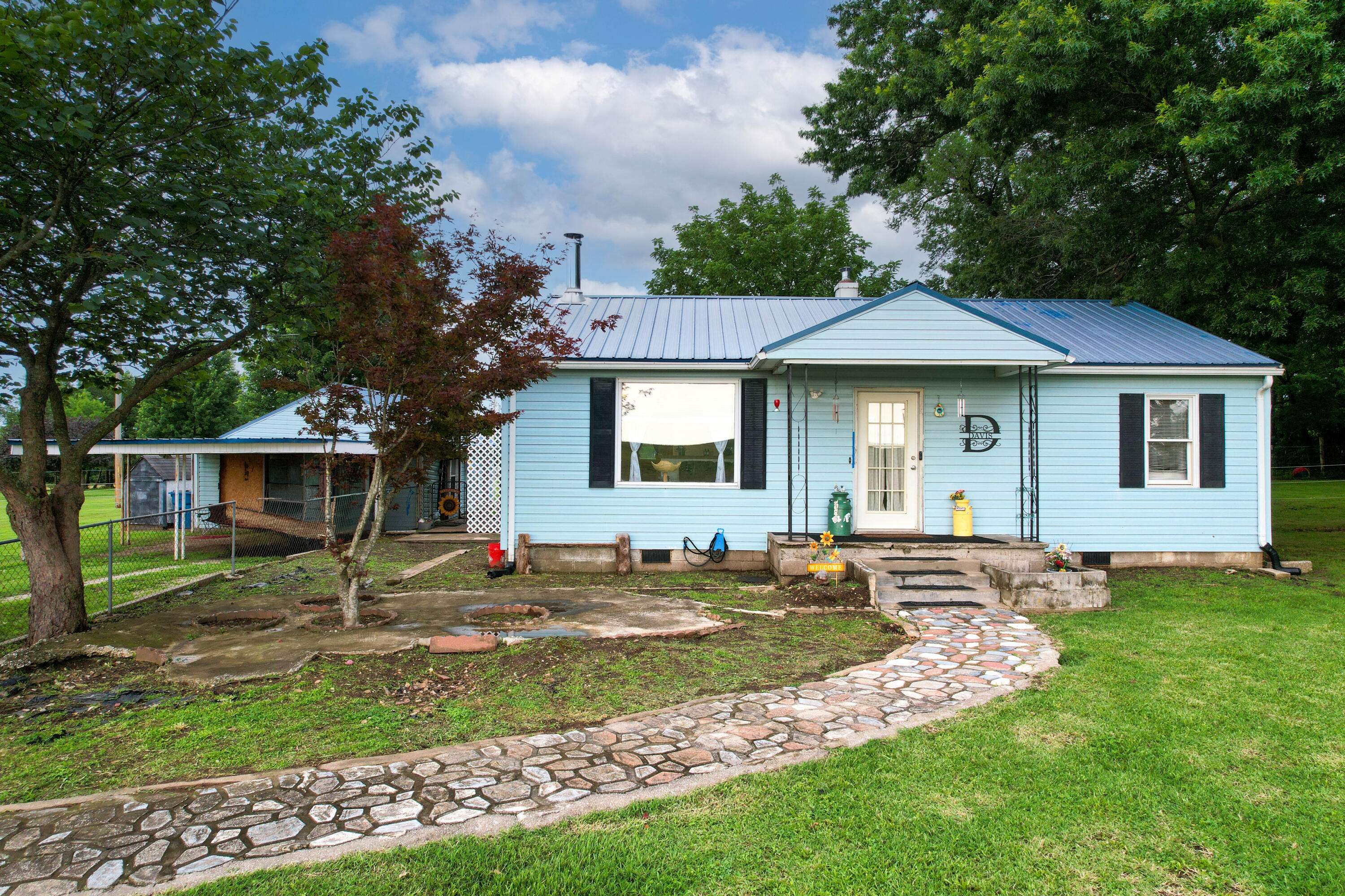 23951 State Highway Z, Ash Grove, MO 65604