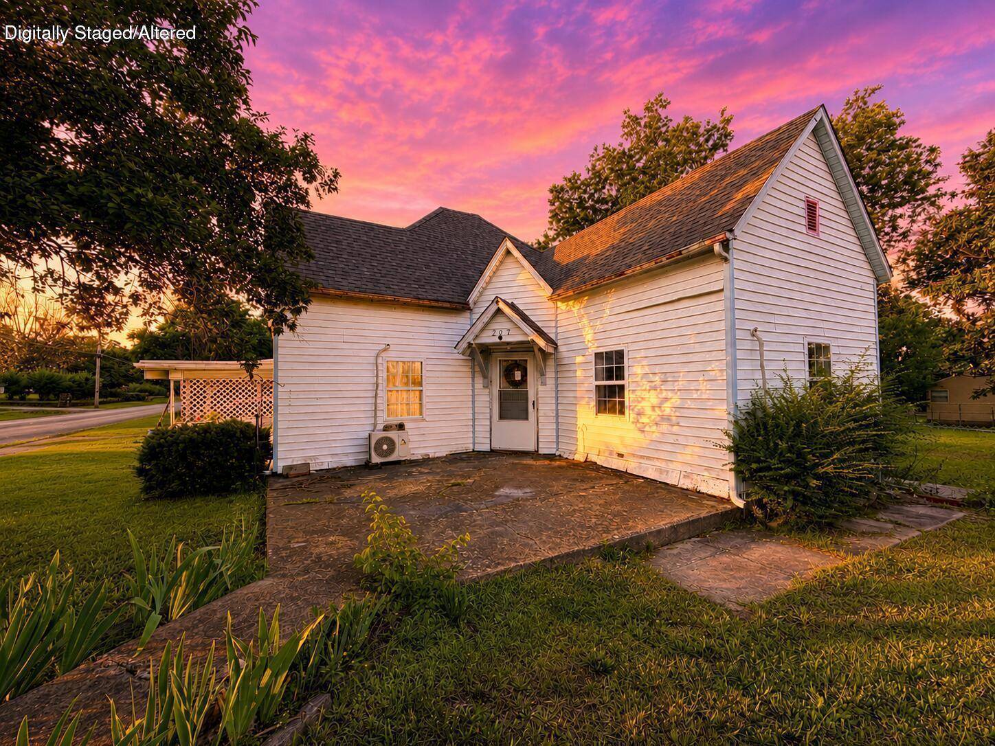 207 Broadway ST, Alton, MO 65606