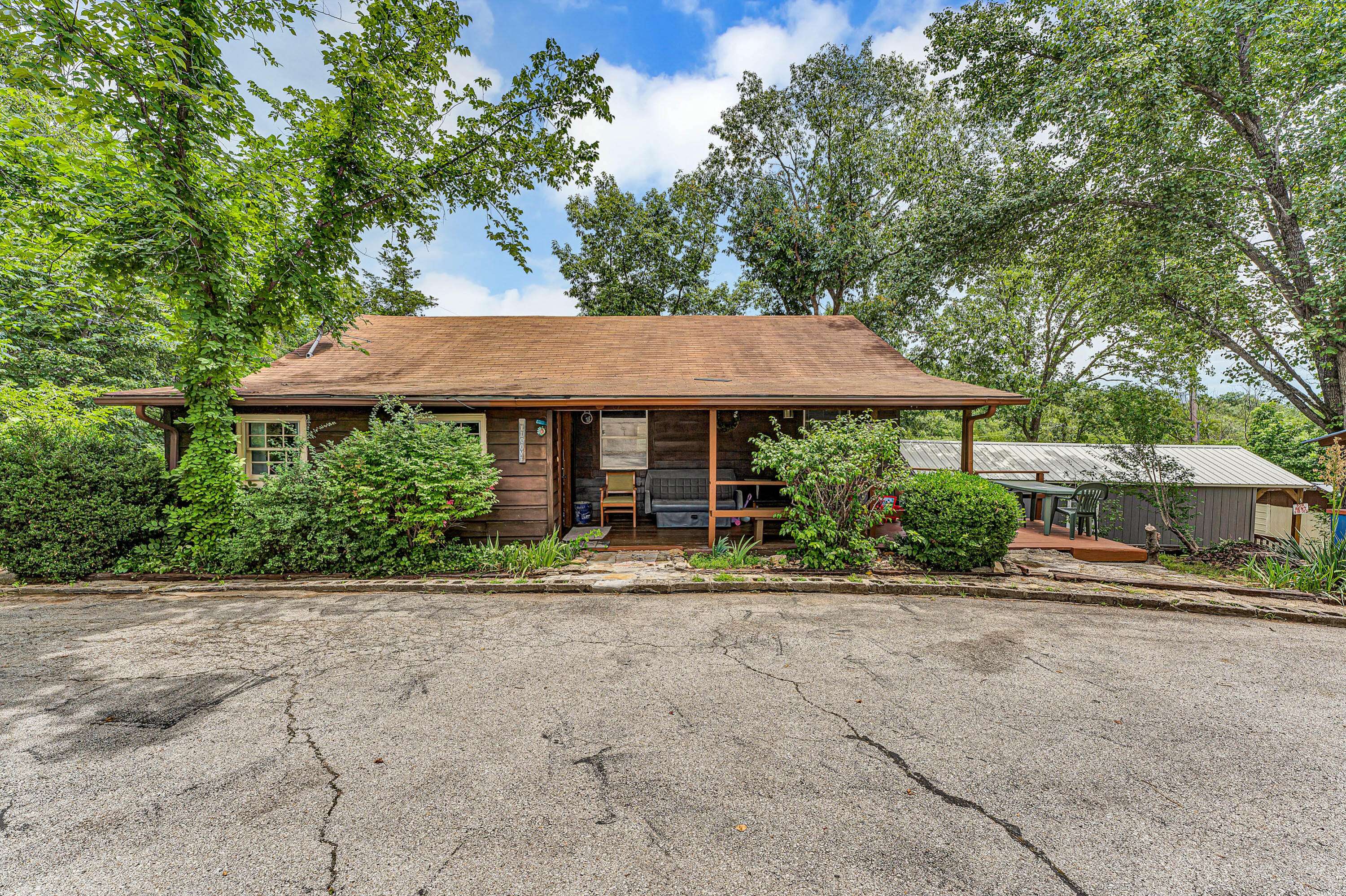 2594 State Highway F, Branson, MO 65616