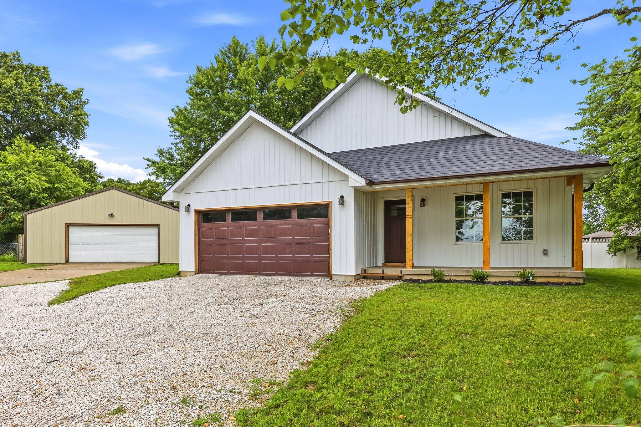 261 Renee AVE, Sparta, MO 65753