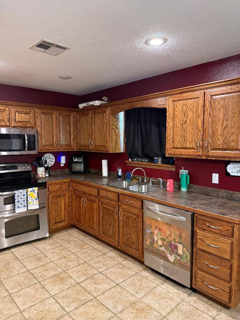 4117 S Virginia AVE, Joplin, MO 64804