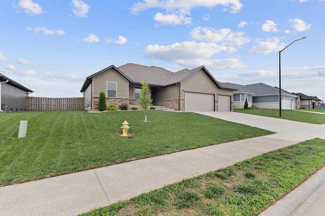 1026 S Gettysburg LOOP, Republic, MO 65738