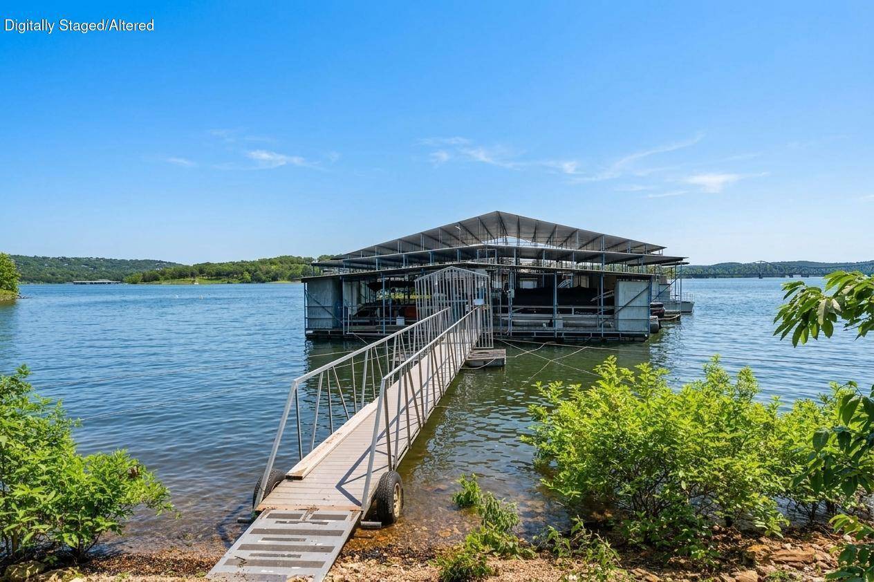 206 Red Wing DR, Kimberling City, MO 65686