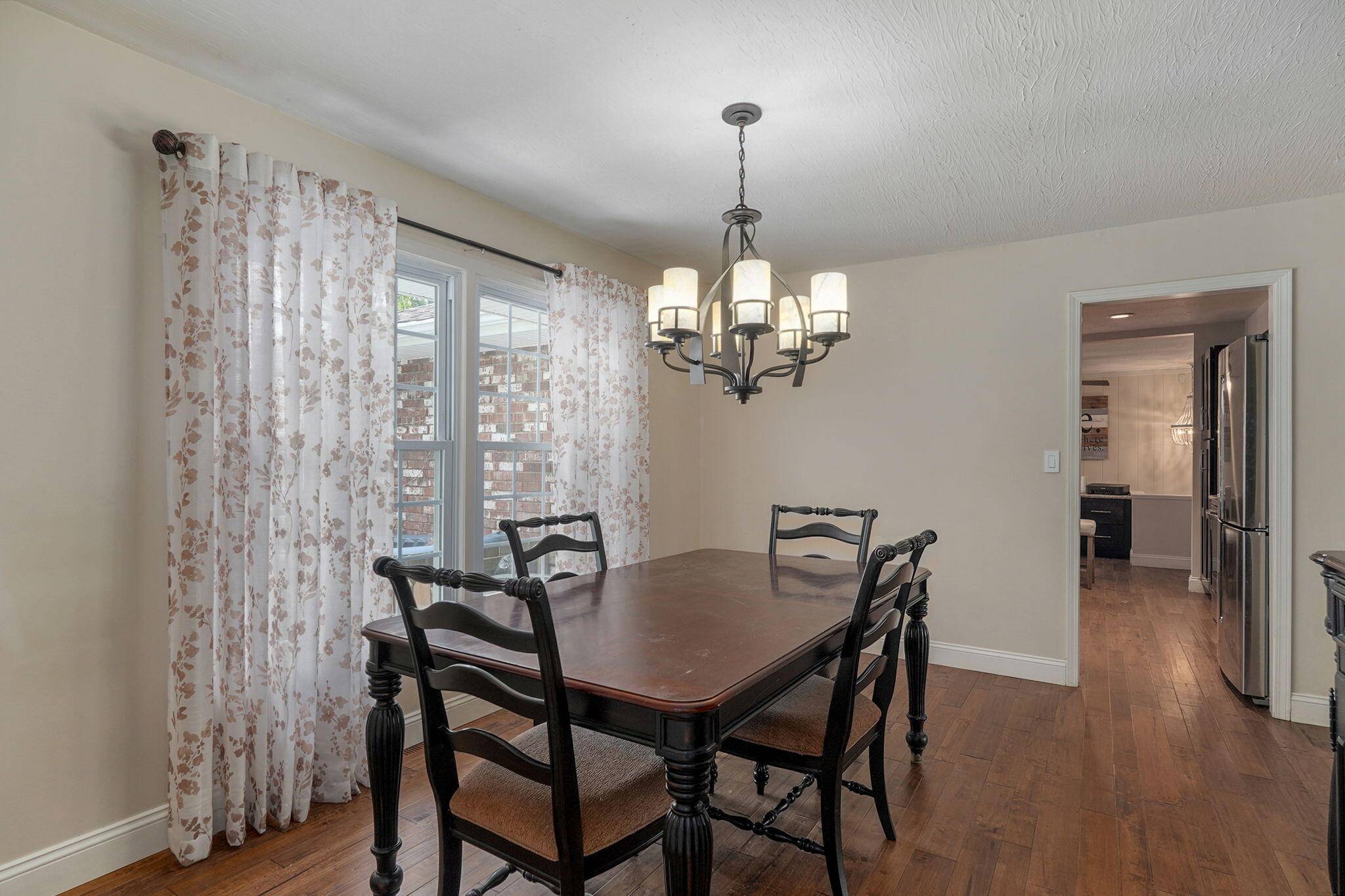 4006 S Fairway AVE, Springfield, MO 65804