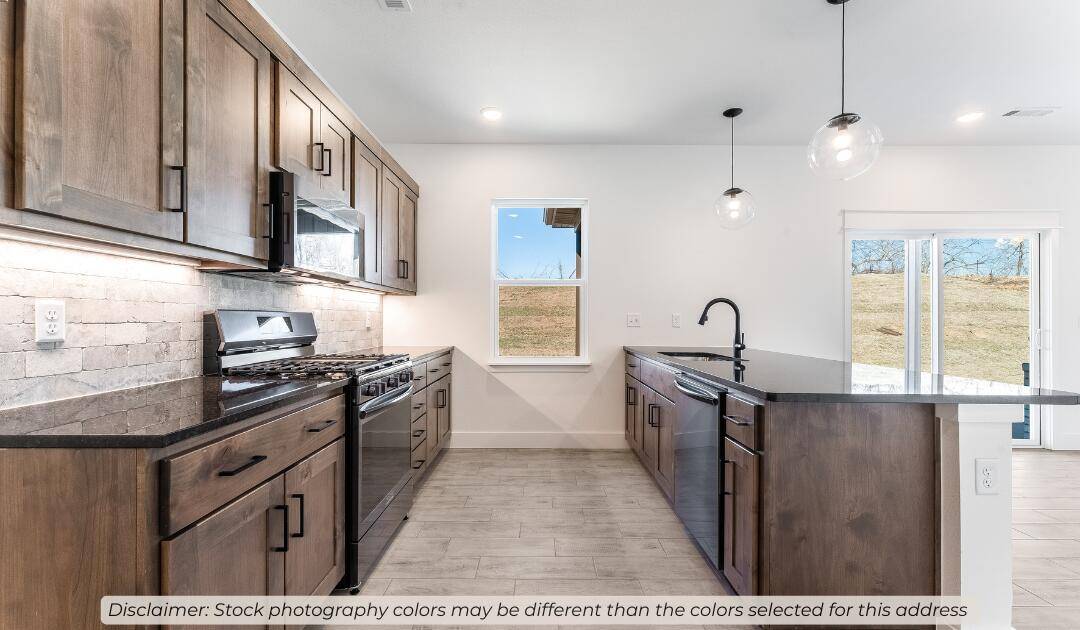 1463 S Barnard WAY, Republic, MO 65738