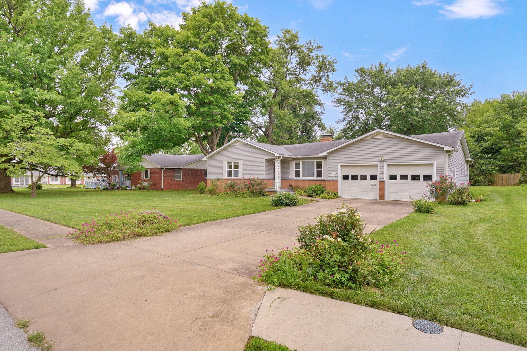 628 W Westview ST, Springfield, MO 65807