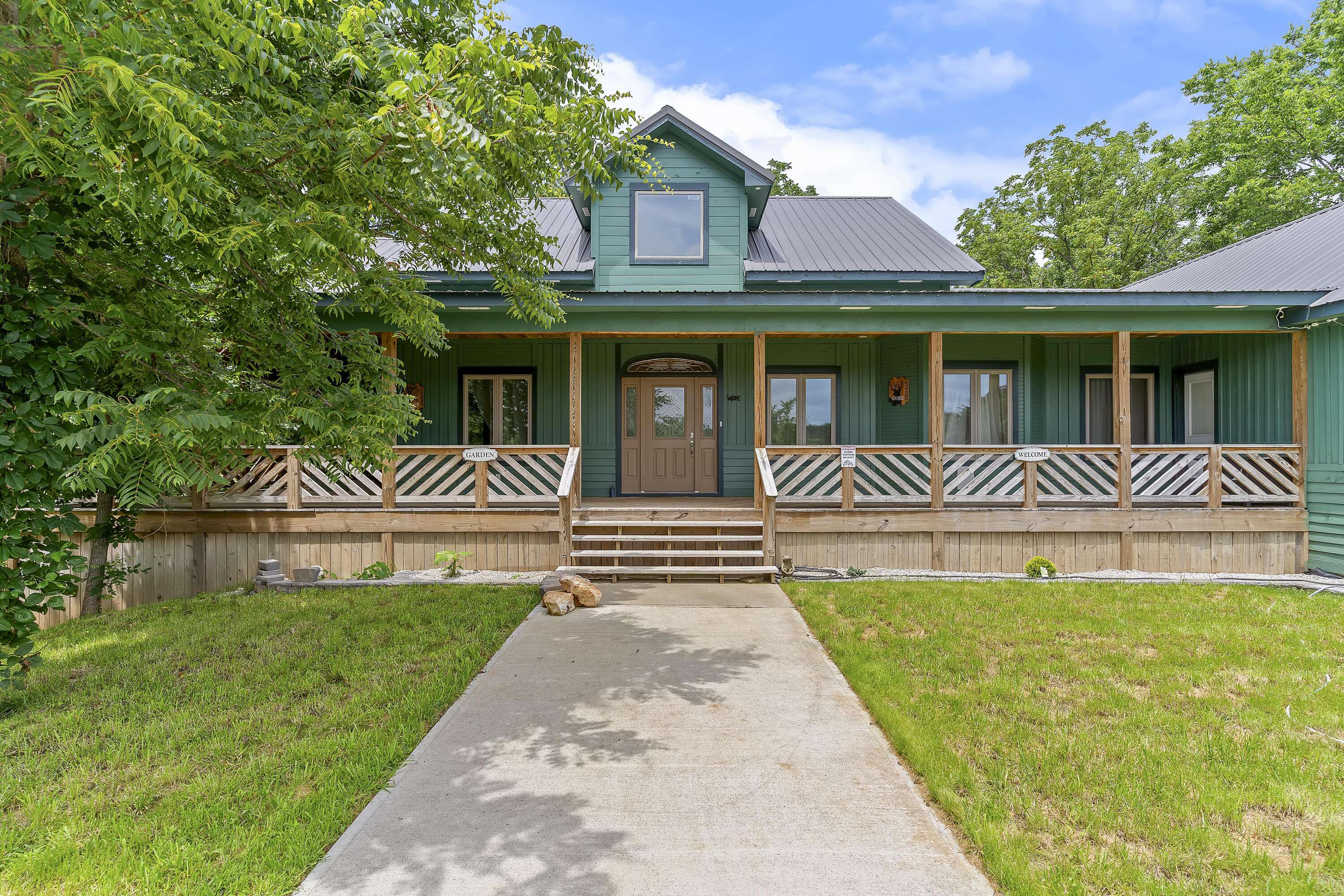 4978 S 11th RD, Aldrich, MO 65601
