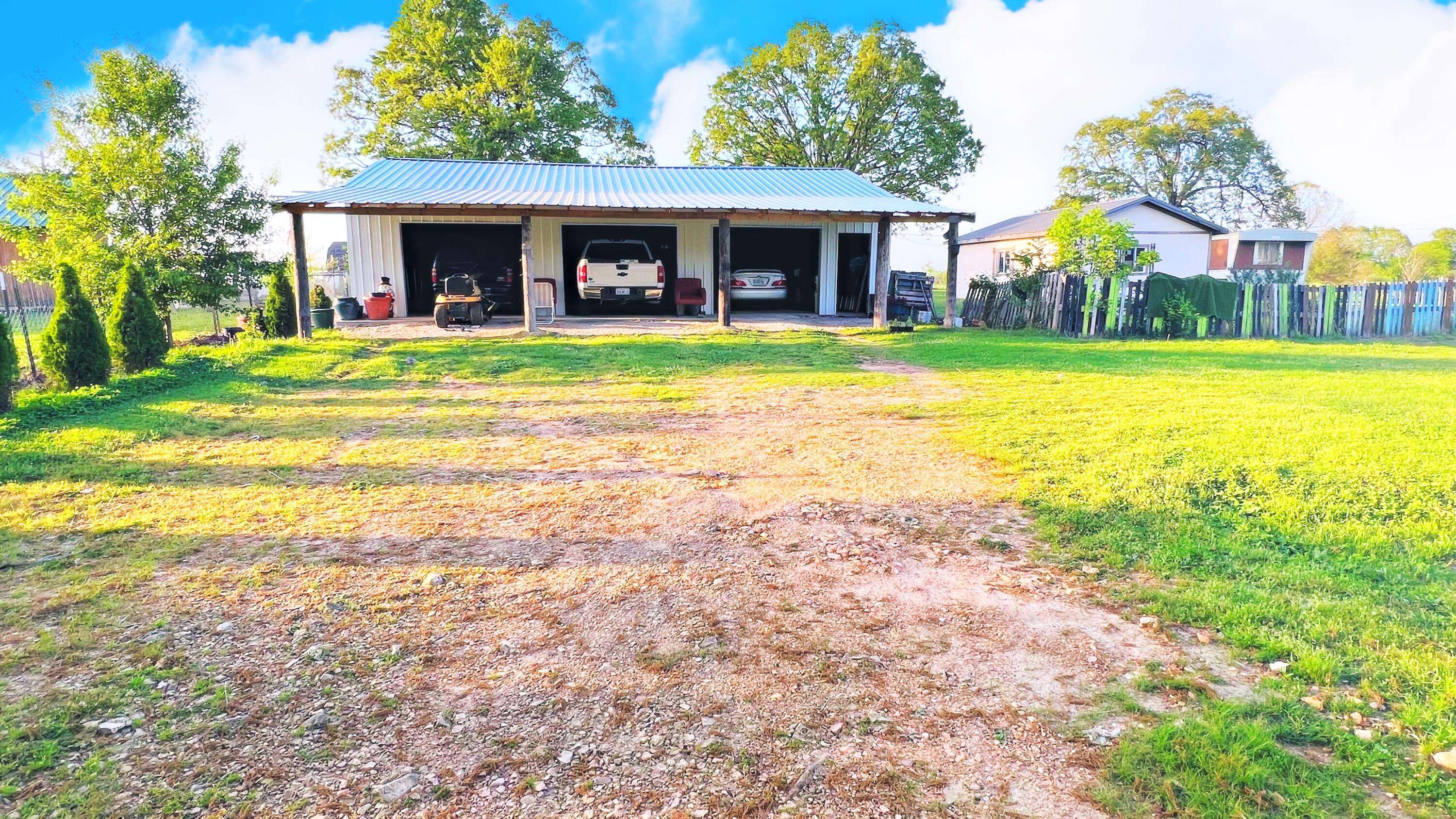 10705 N Business 37, Butterfield, MO 65625