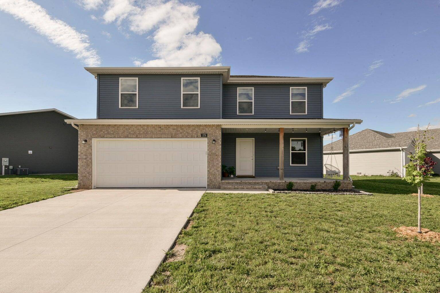 379 E Melton RD, Ozark, MO 65721