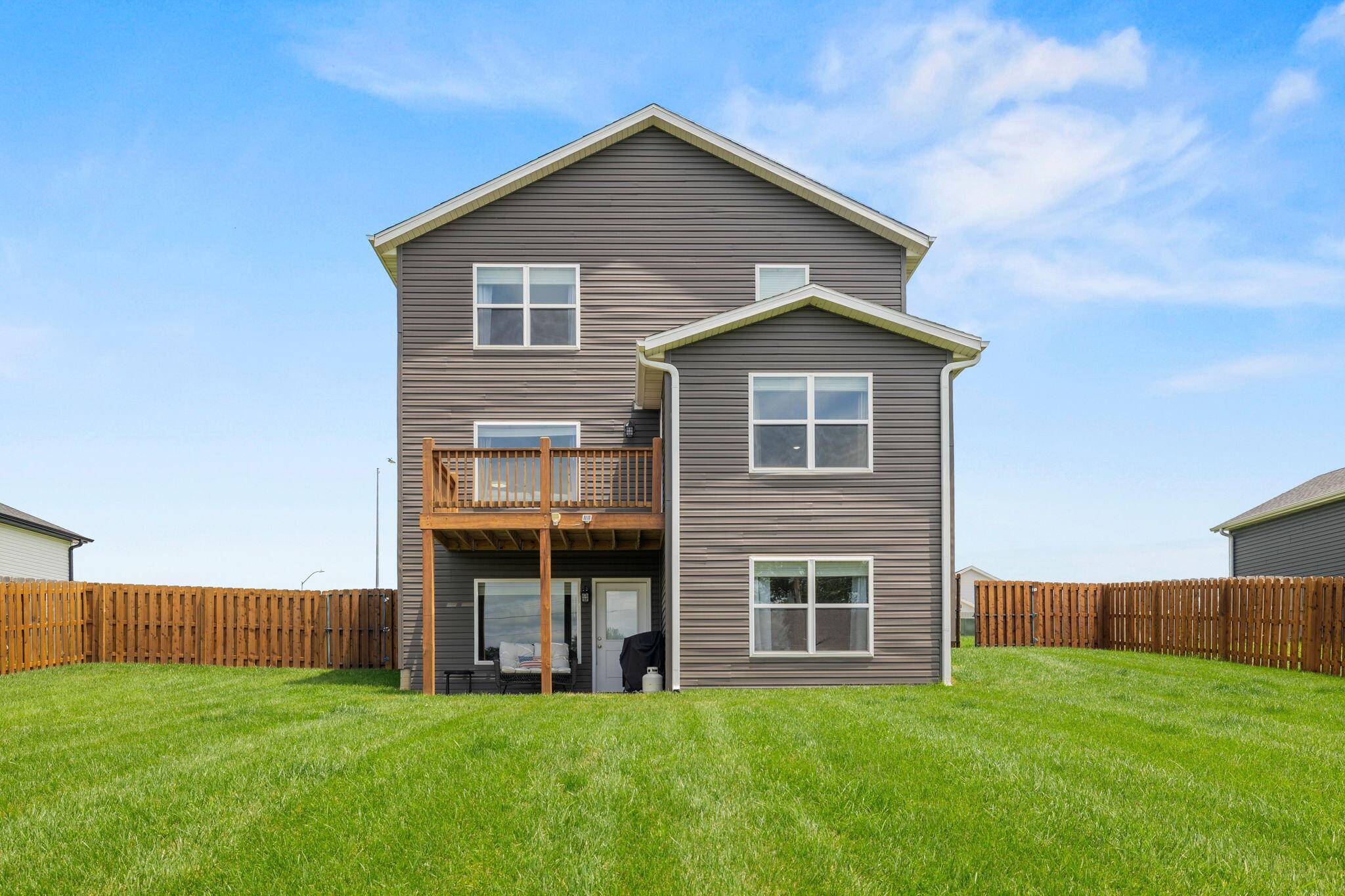 205 Great Plains ST, Nixa, MO 65714