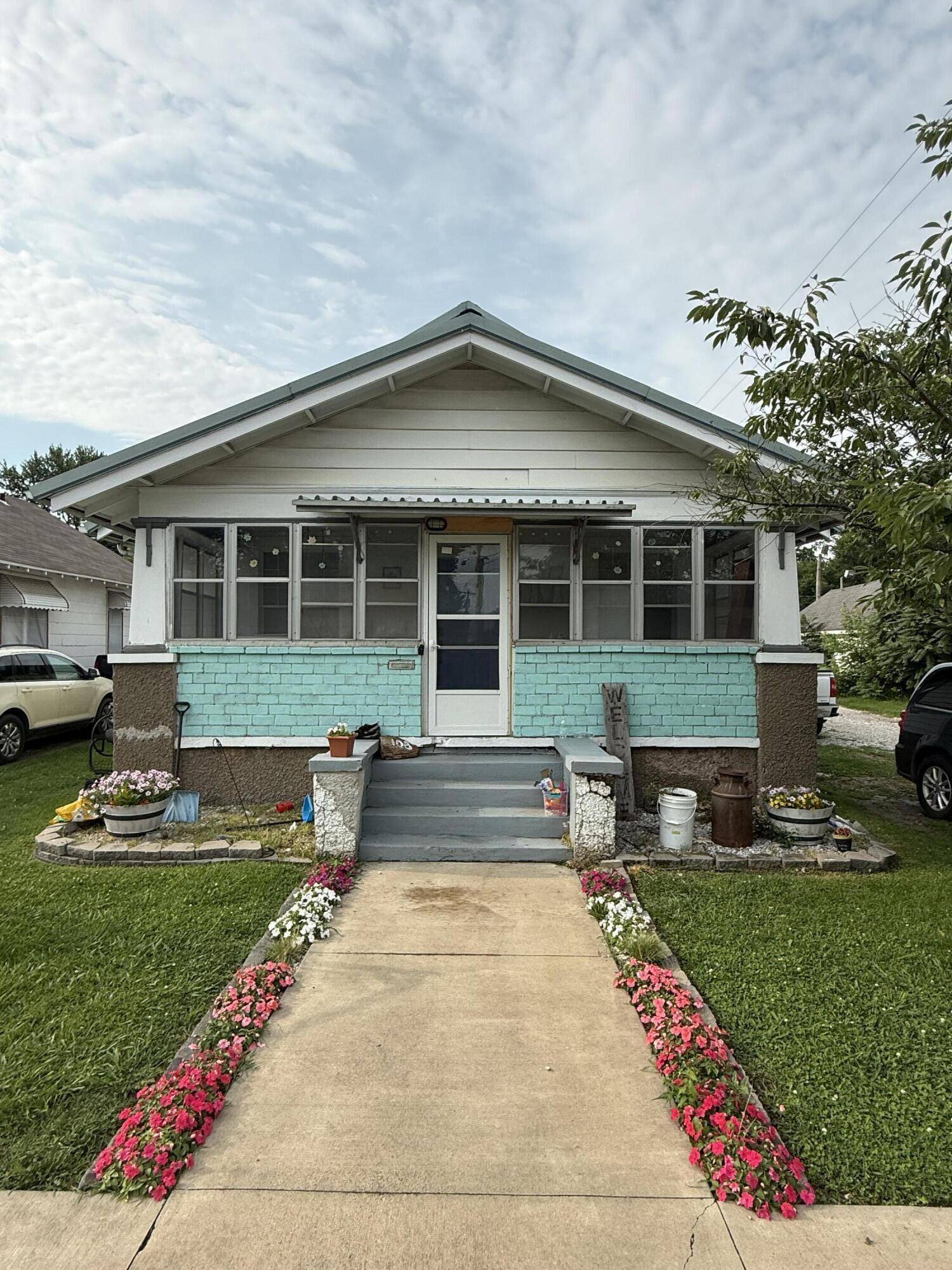108 W Cleveland AVE, Monett, MO 65708