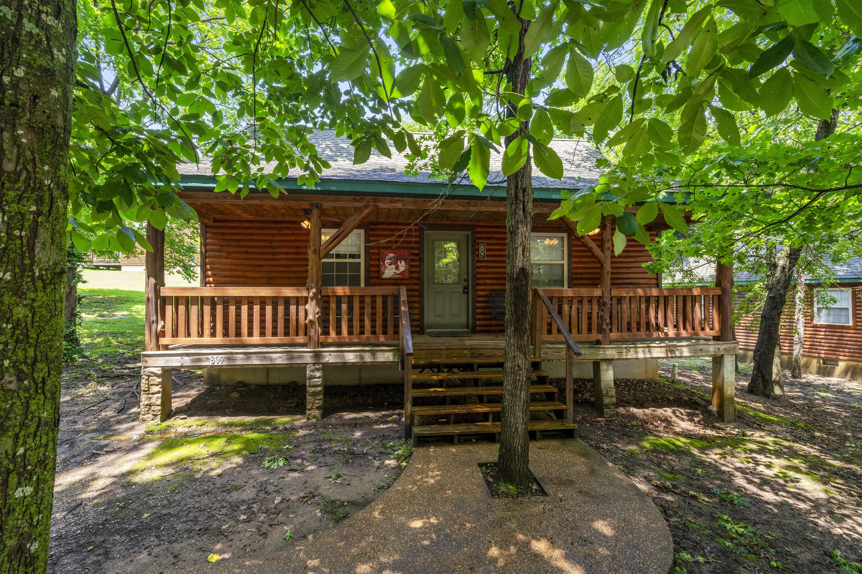 807 E Surf ST, Stockton, MO 65785