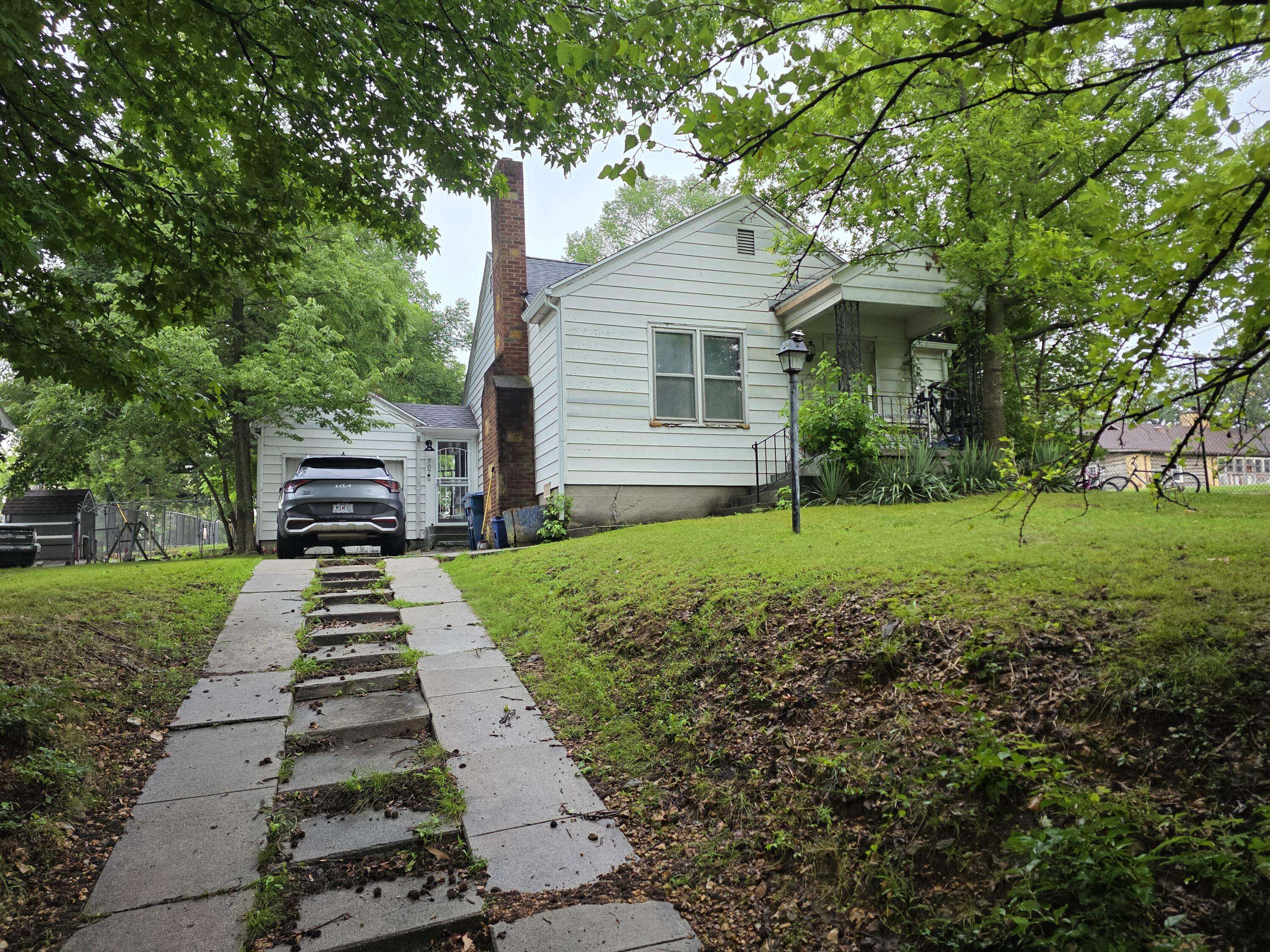 707 N Michigan AVE, Joplin, MO 64801