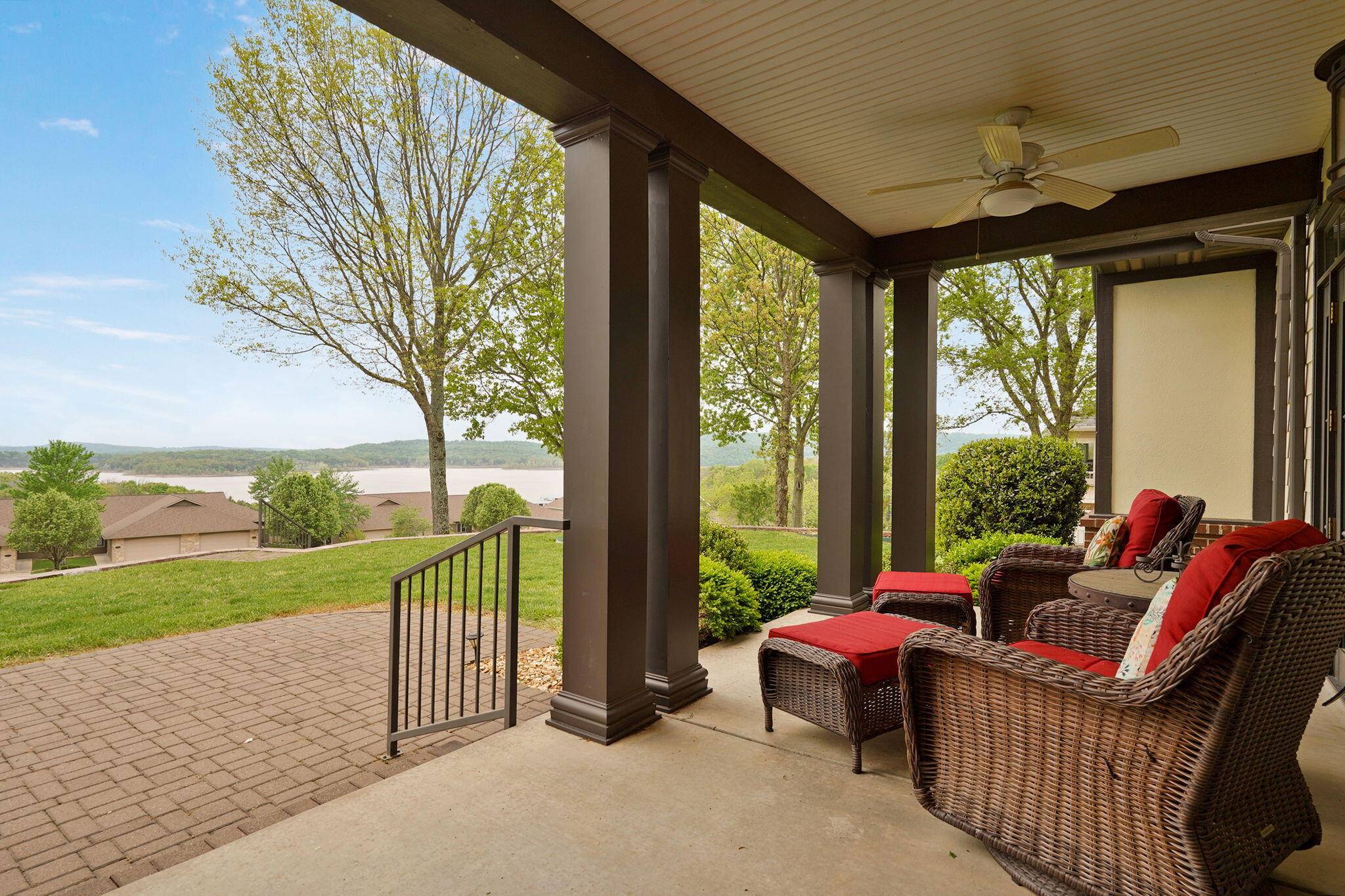 1340 Little Aunts Creek RD, Kimberling City, MO 65686