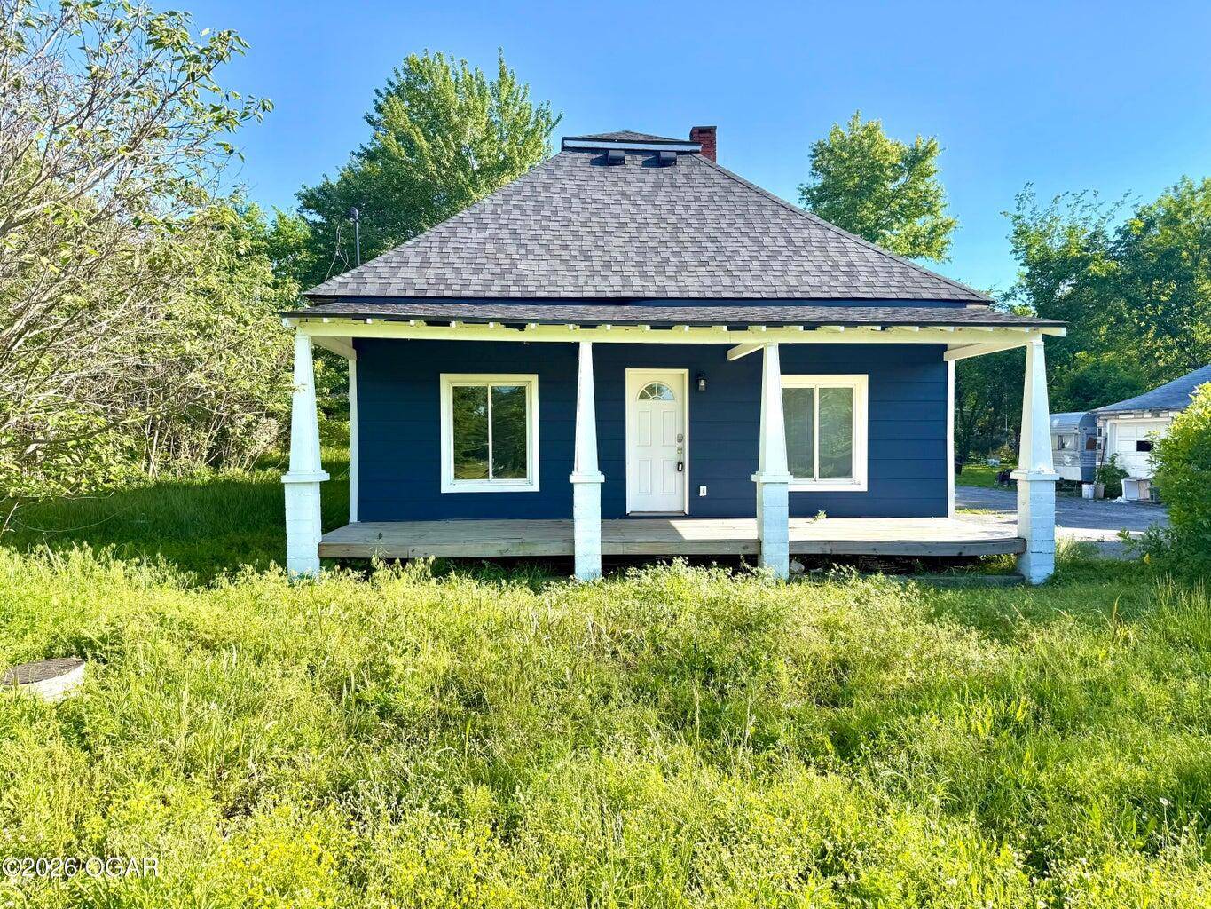 301 W High ST, Alba, MO 64830