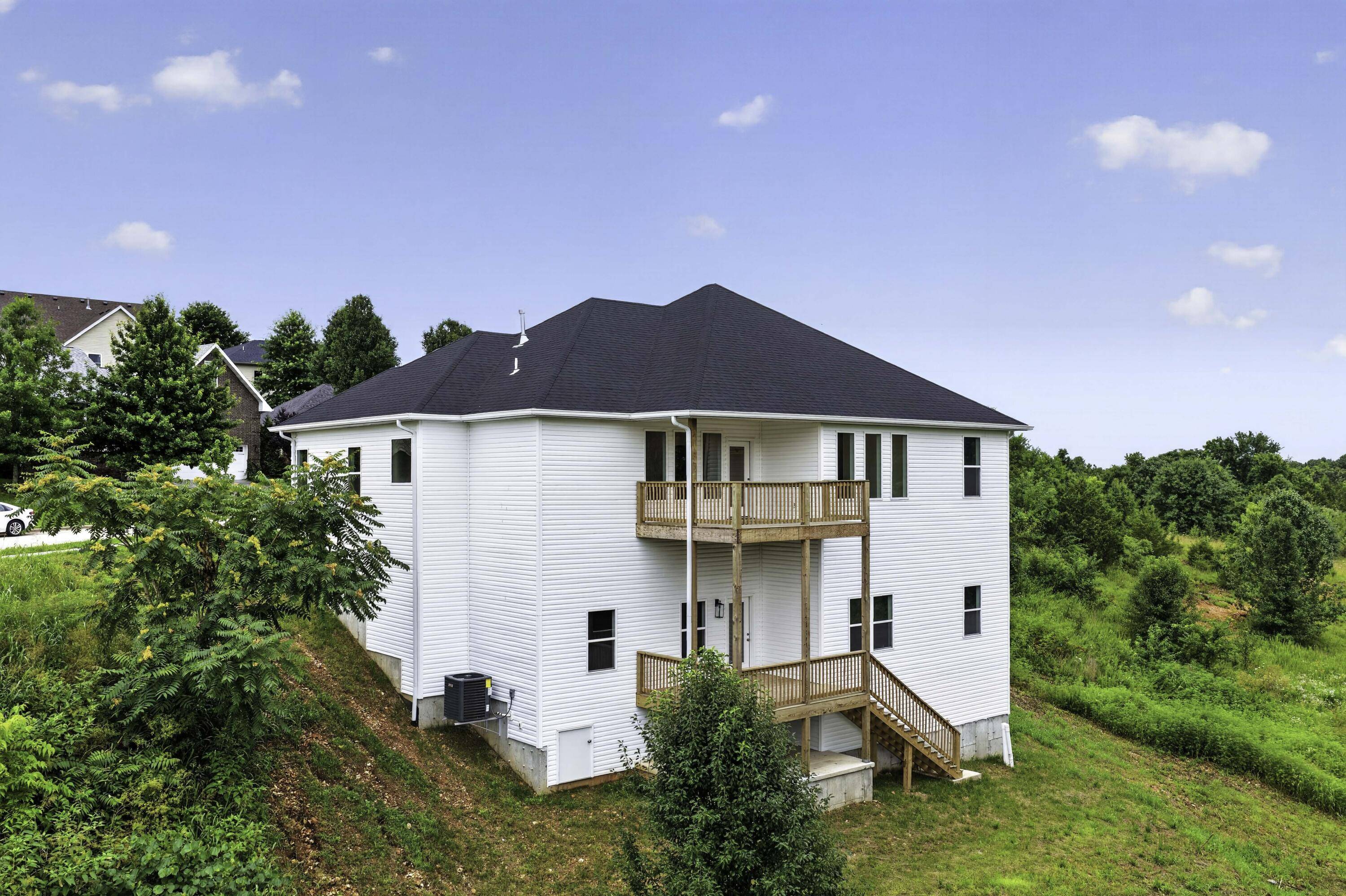 845 S Black Sands AVE, Nixa, MO 65714