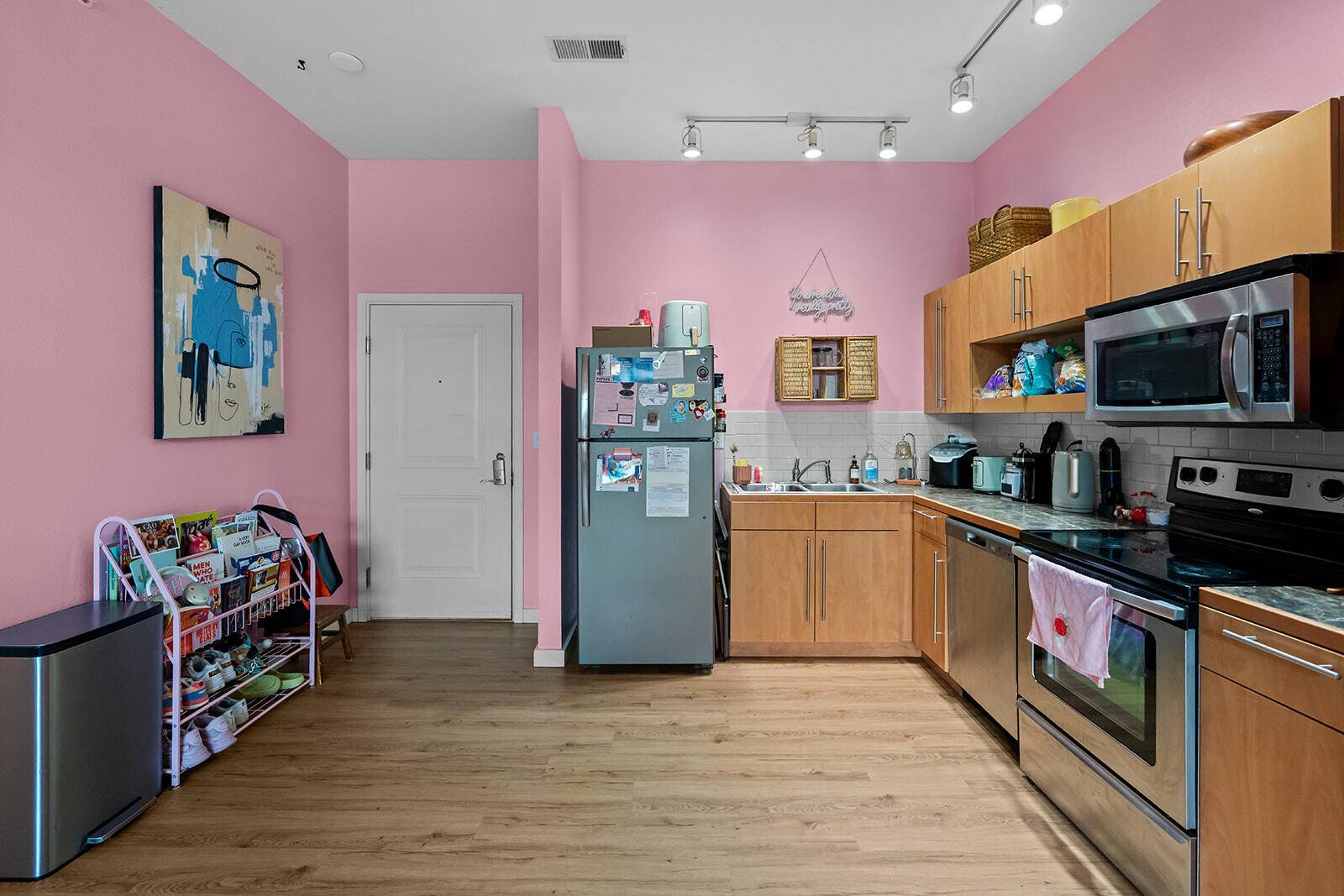 623 W Walnut ST #Unit 203, Springfield, MO 65806