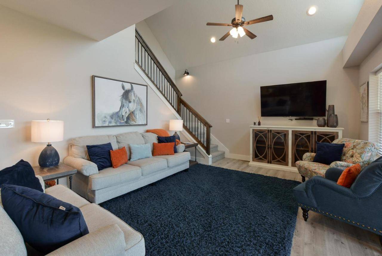 280 Lakefront DR, Branson, MO 65616