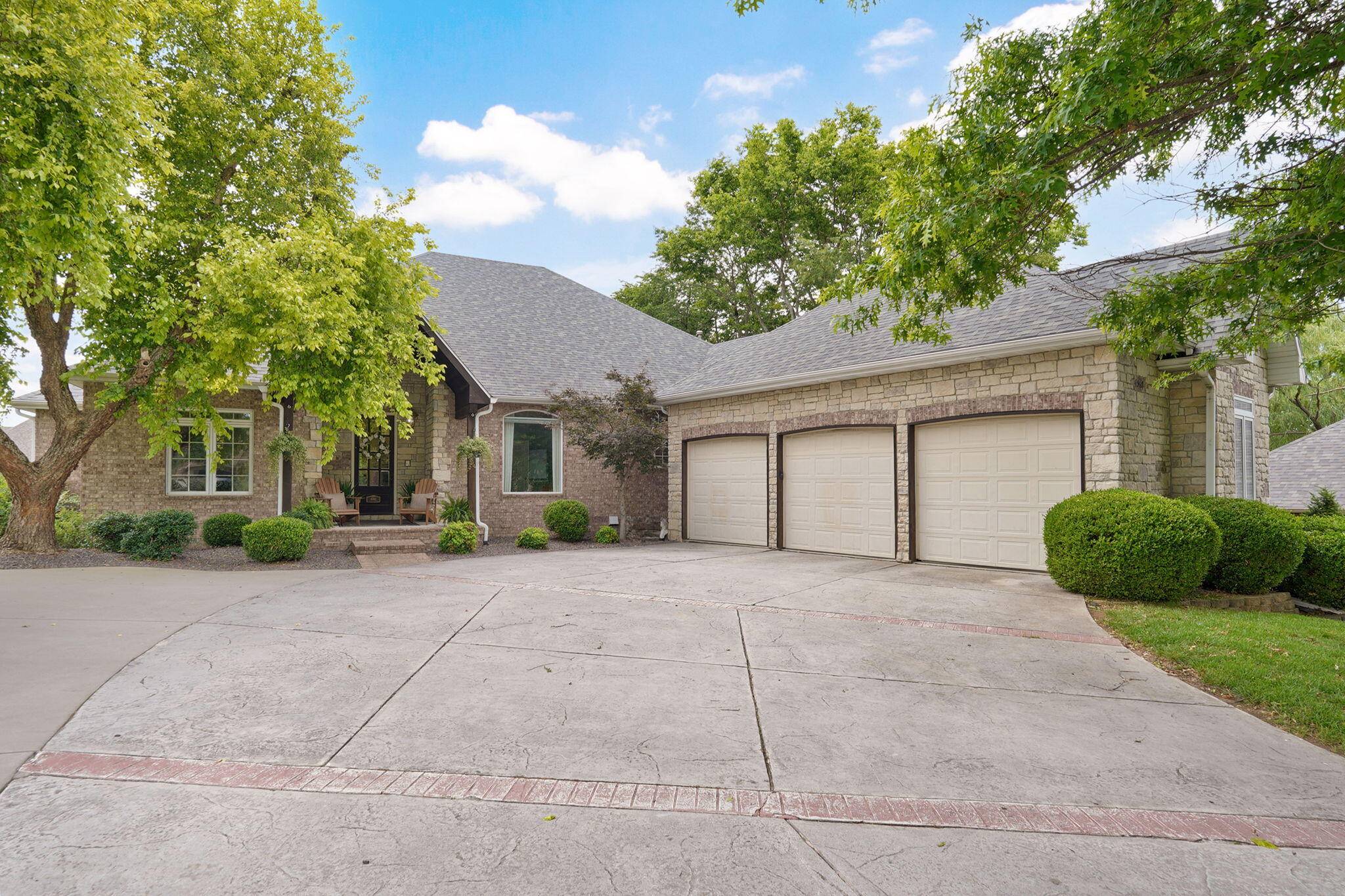 4362 E Lori Lei CT, Springfield, MO 65809