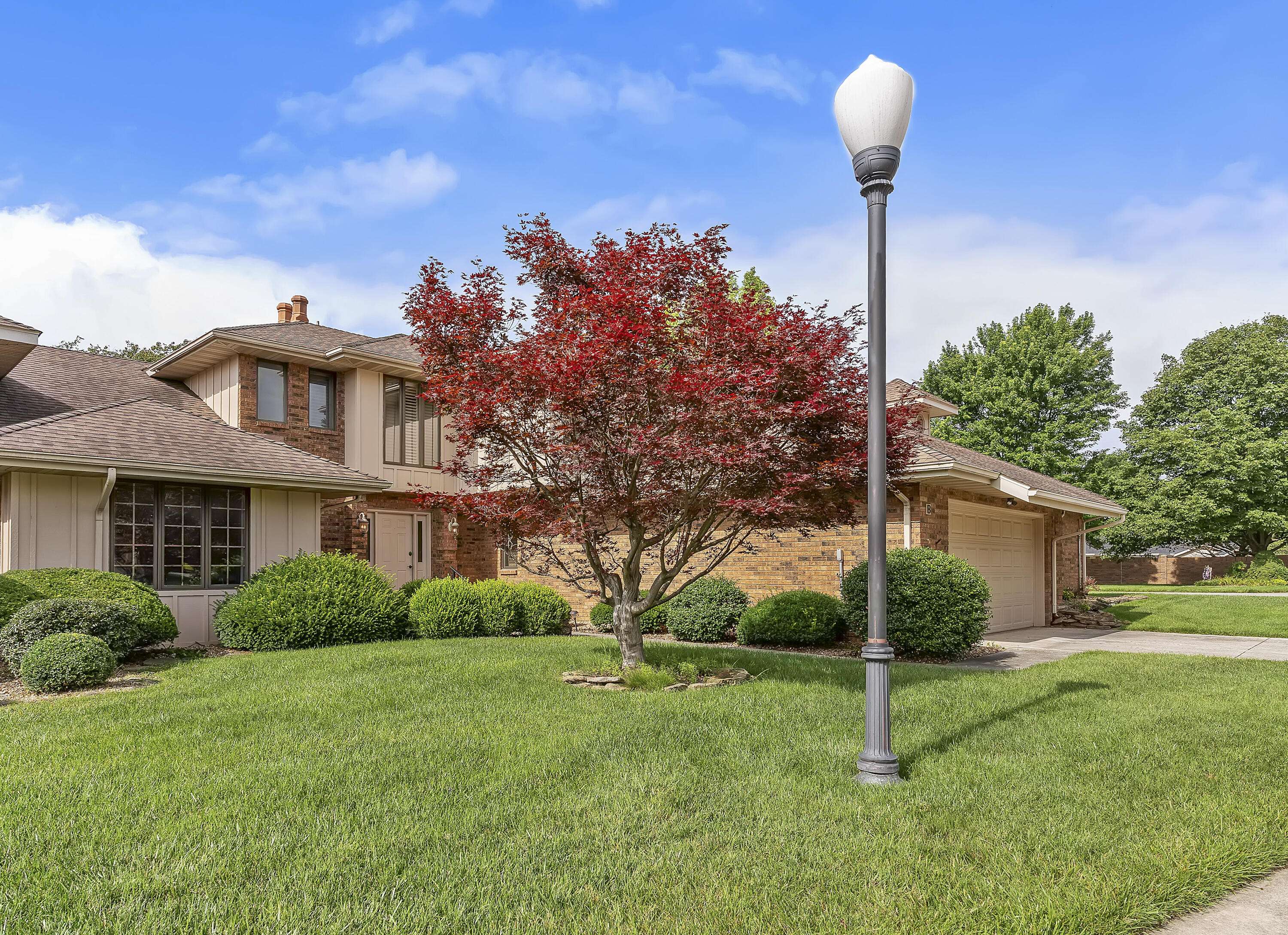 3141 E Raynell ST #B, Springfield, MO 65804