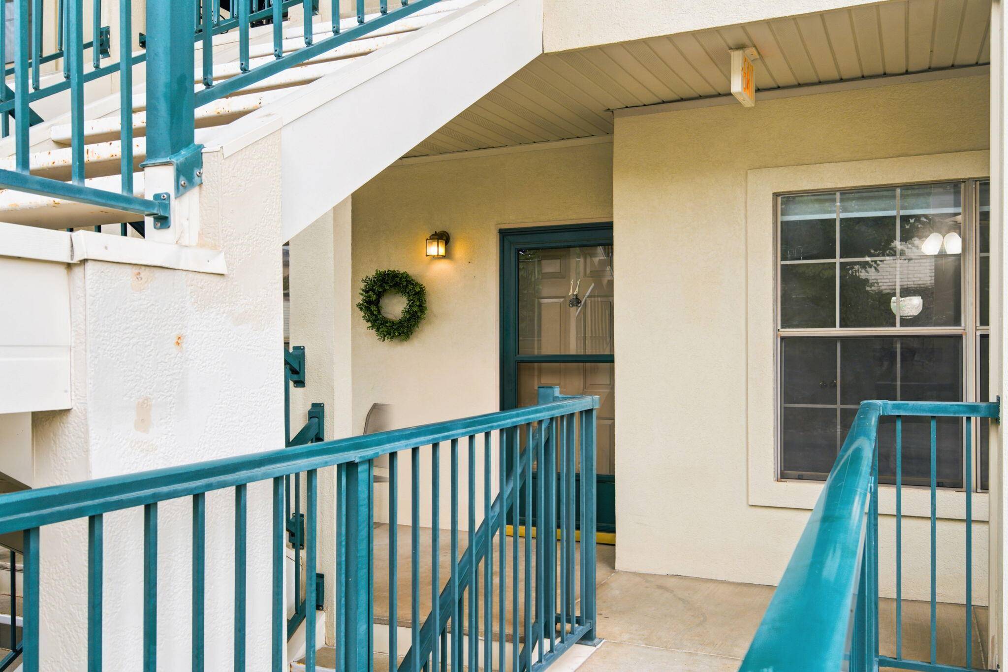 135 Upper Emerald Bay CIR #11, Hollister, MO 65672