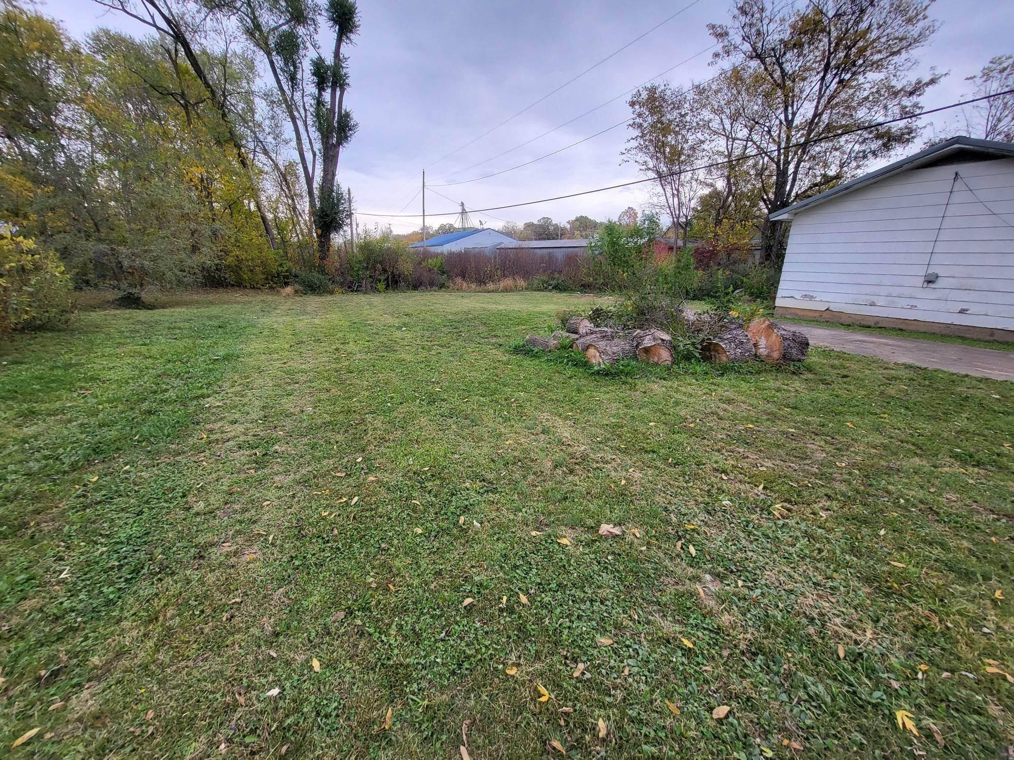 8885 Park Street, Birch Tree, MO 65438