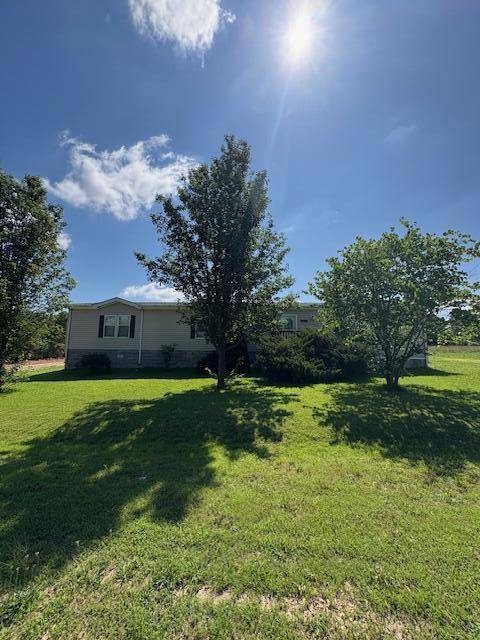 64 Inman DR, Theodosia, MO 65761