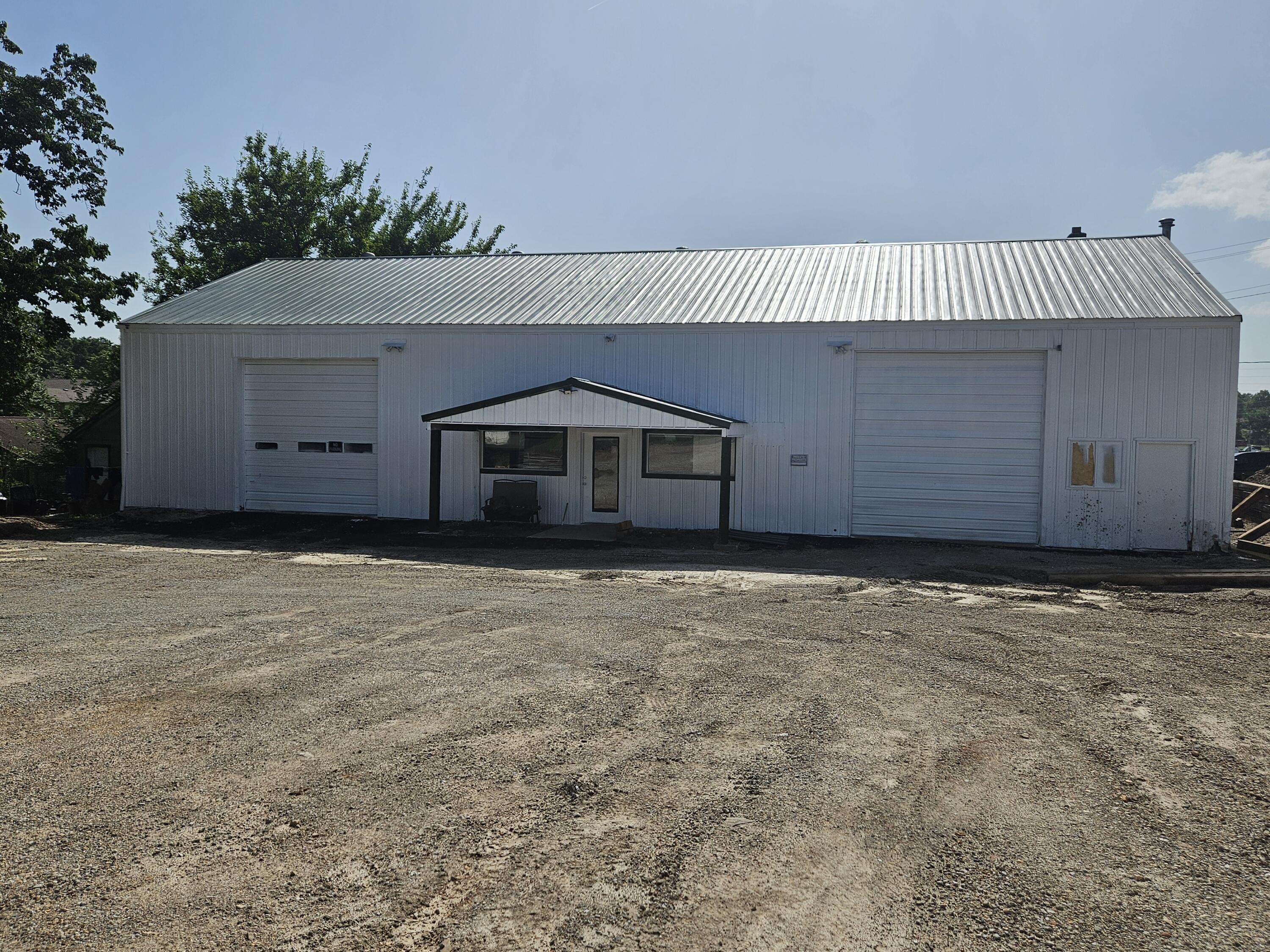 205 N Oakland AVE, Mountain Grove, MO 65711