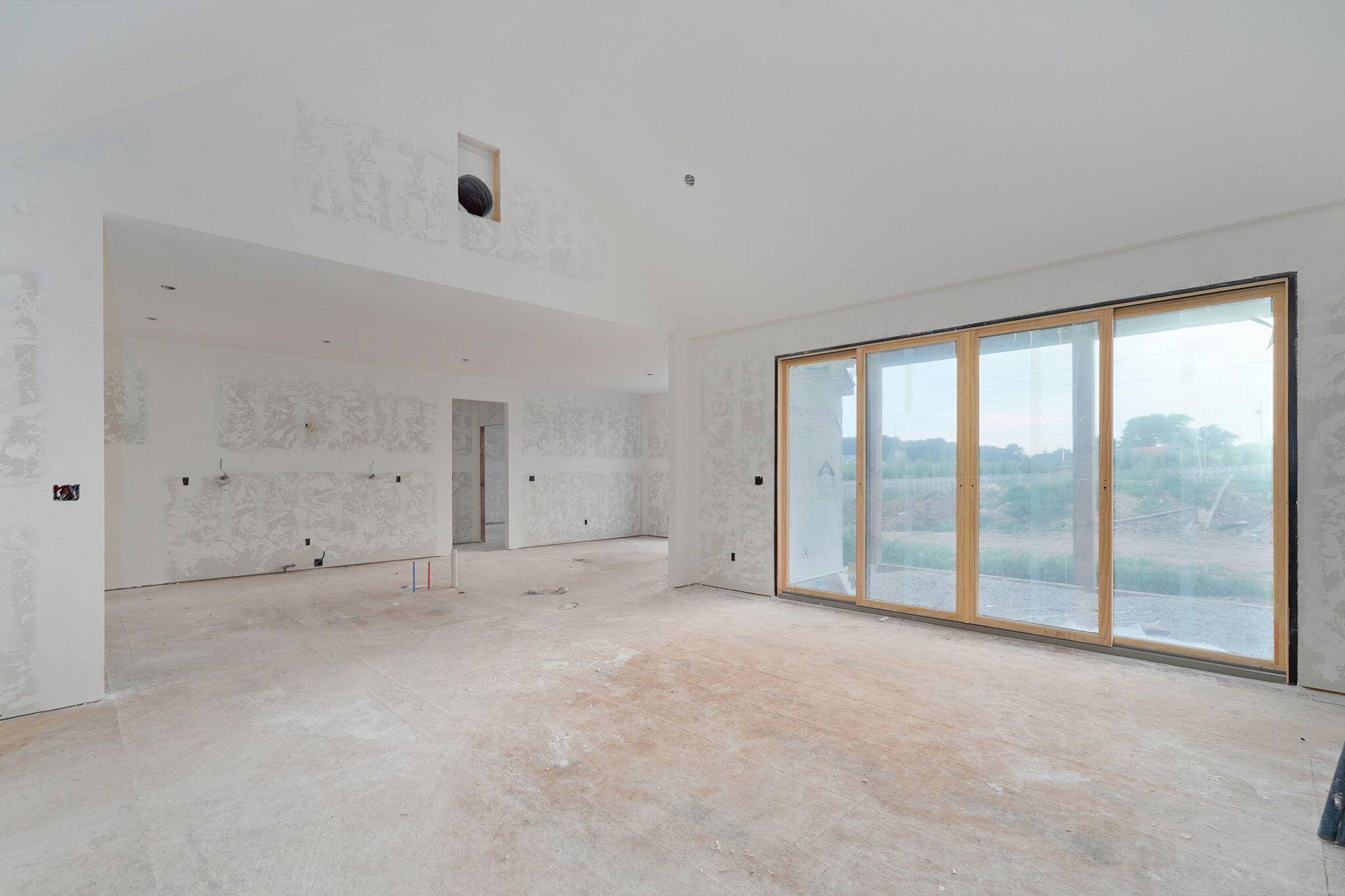 1783 S Pinecone Path, Springfield, MO 65809