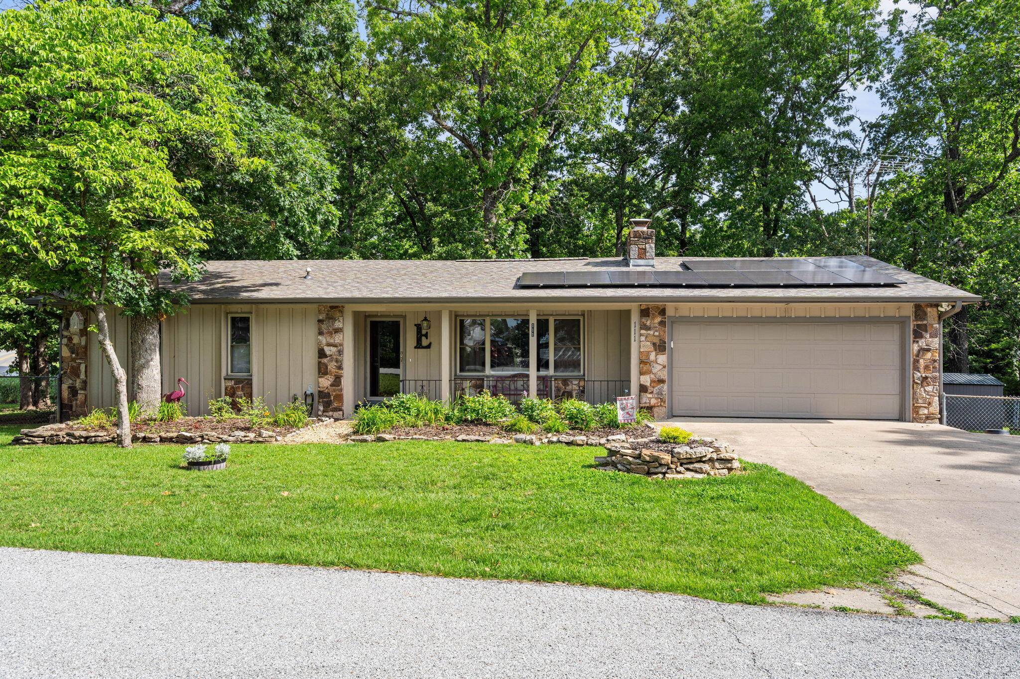 111 Vin Villa, Forsyth, MO 65653