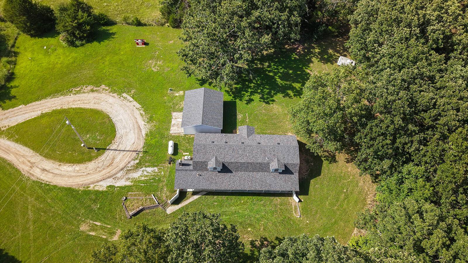 363 Villa DR, Sparta, MO 65753