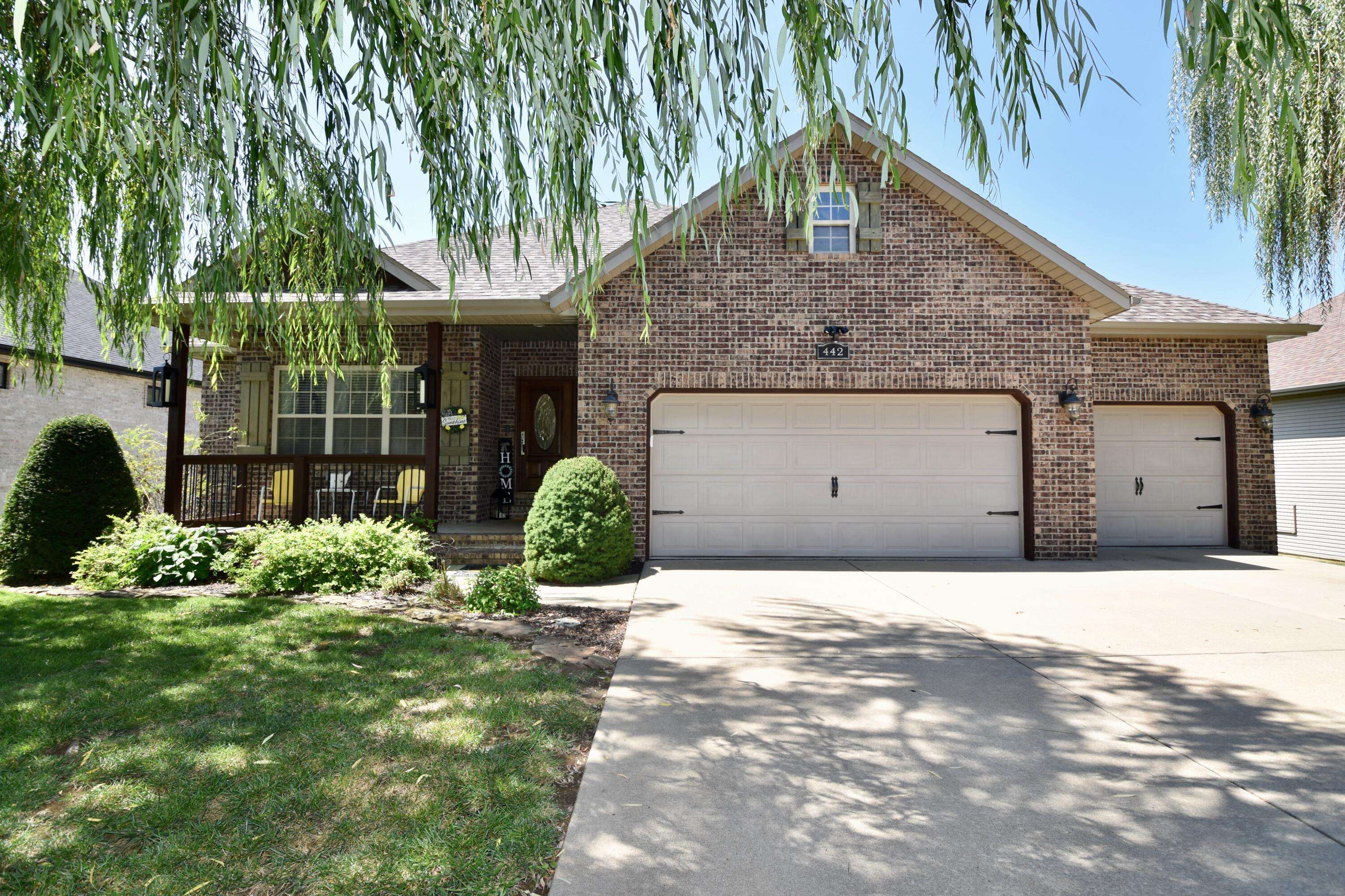 442 Spring Meadow DR, Rogersville, MO 65742