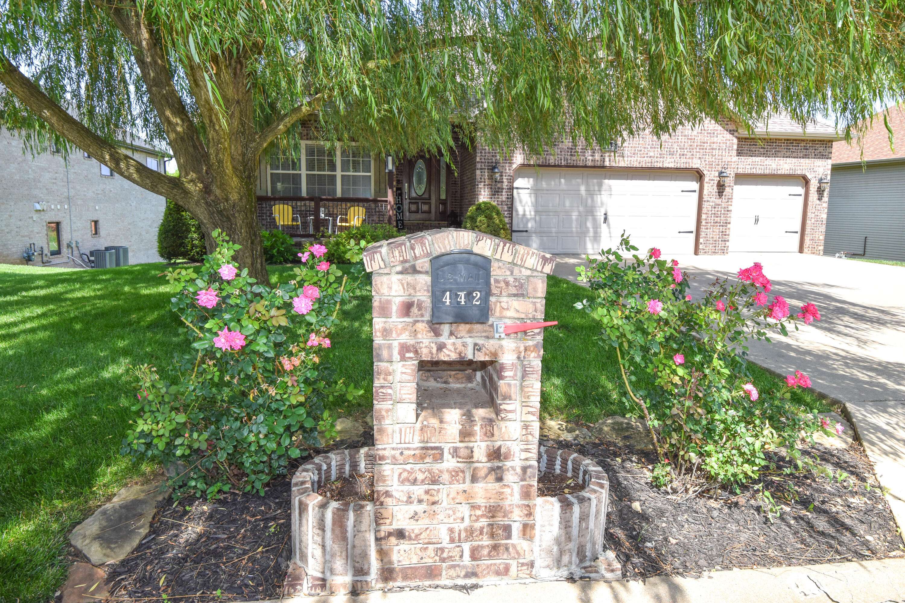 442 Spring Meadow DR, Rogersville, MO 65742