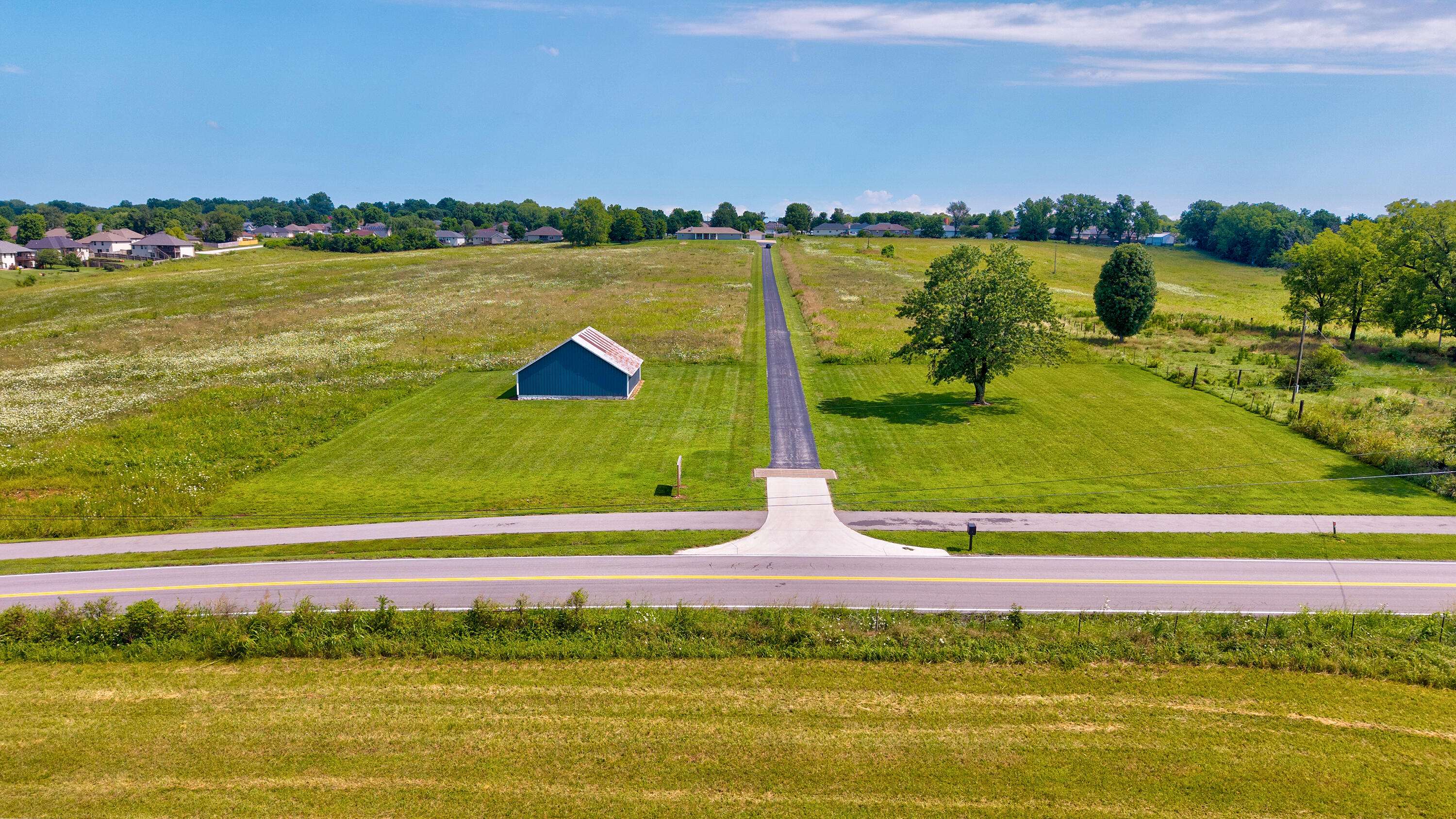 7217 W Farm Road 182, Republic, MO 65738