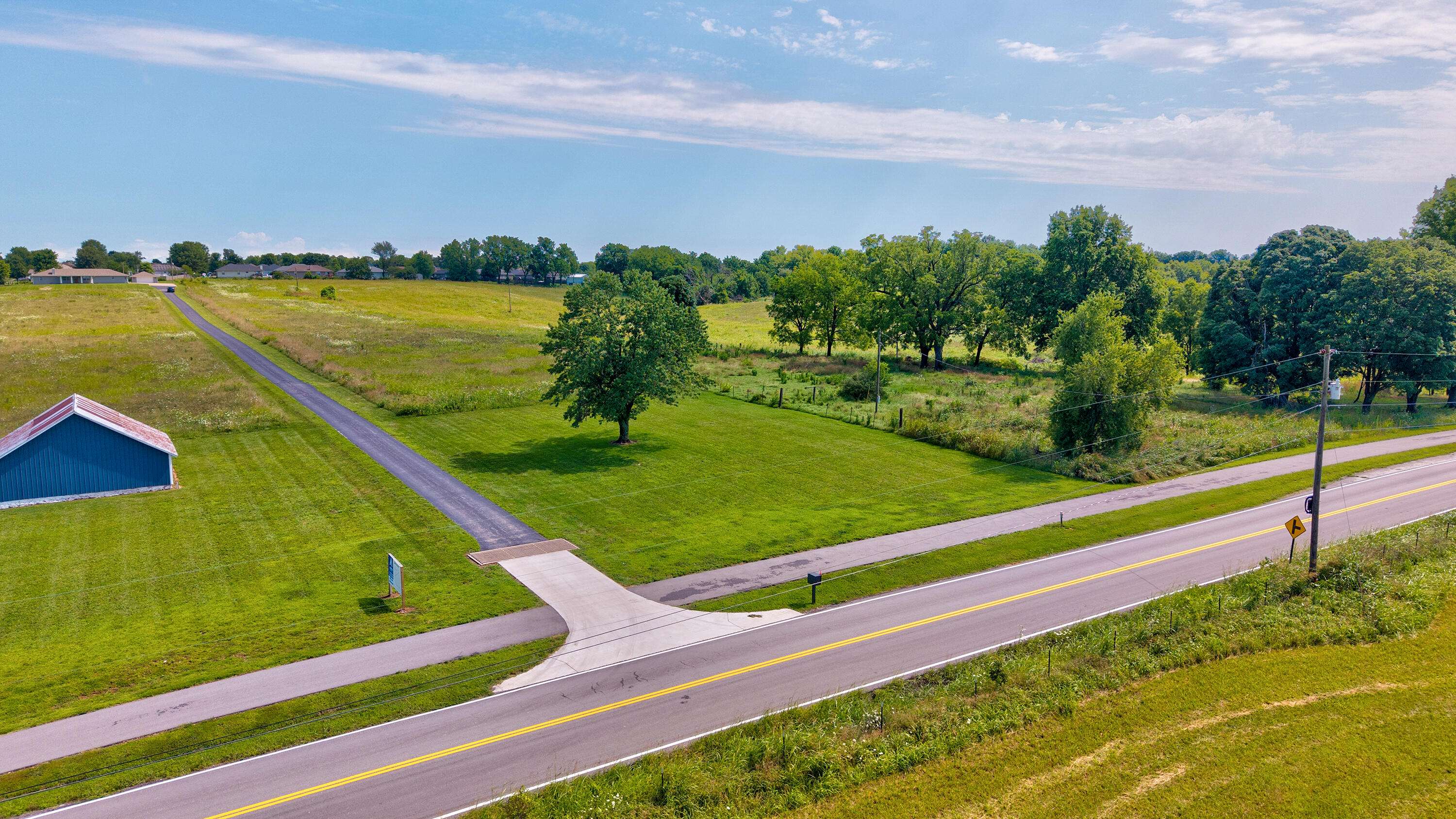 7217 W Farm Road 182, Republic, MO 65738