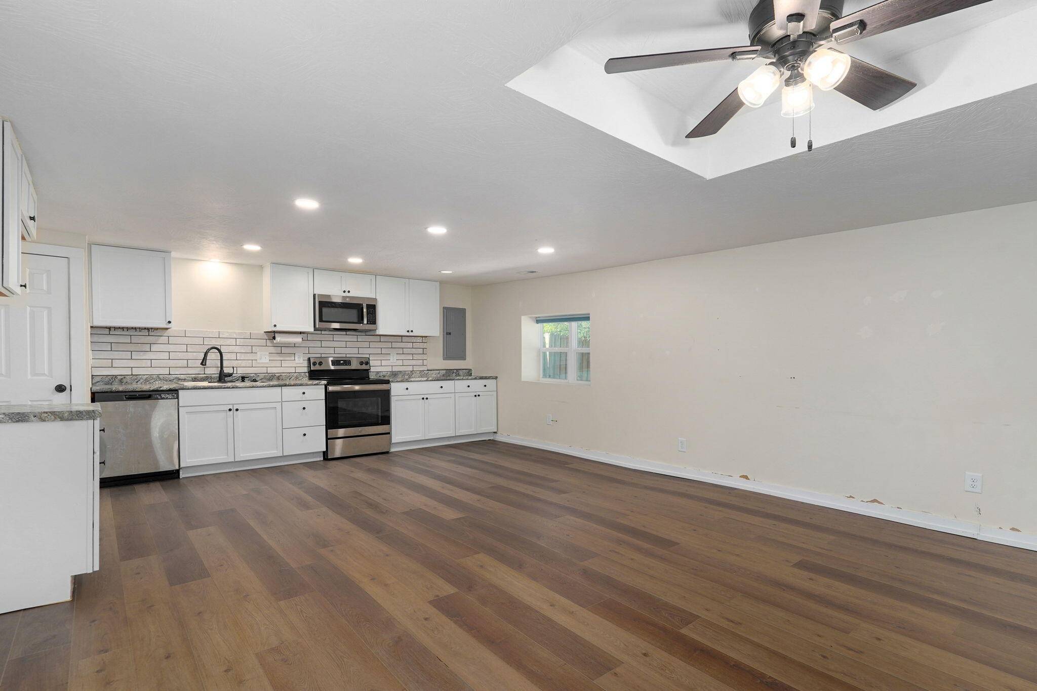 2510 W Madison ST, Springfield, MO 65802