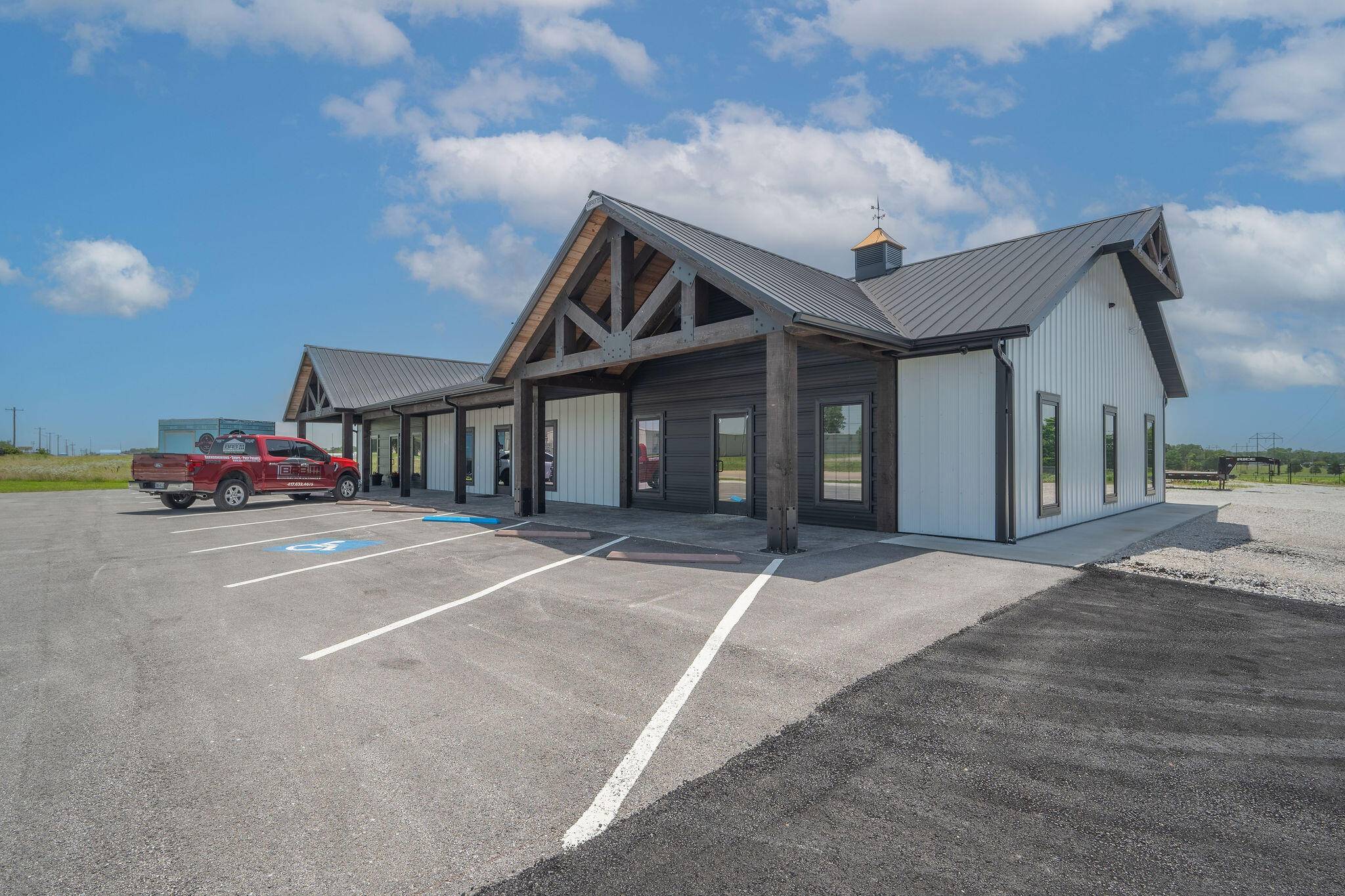 13221 Jay Drive Suite C, Neosho, MO 64850