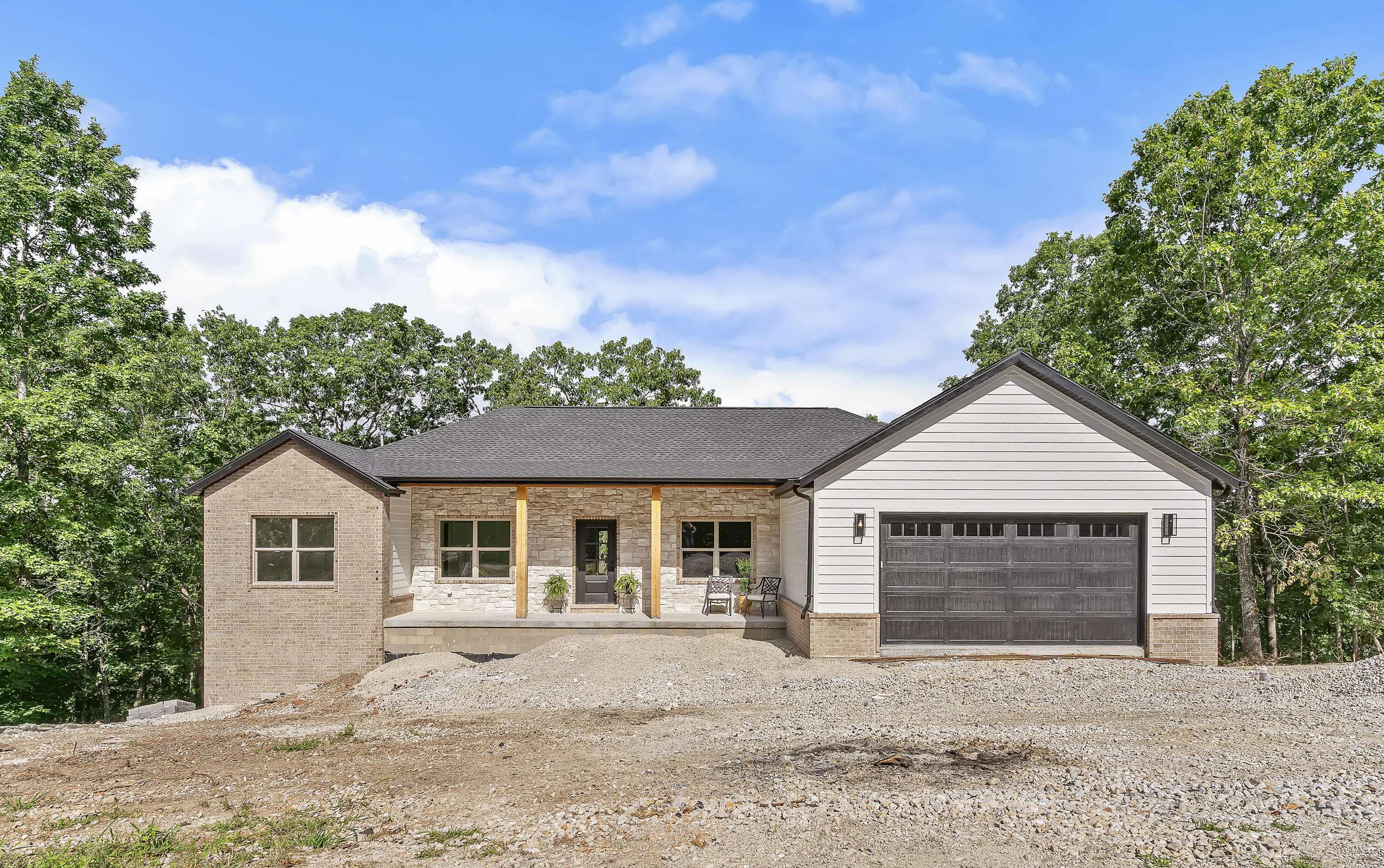329 N Ridge PL, Branson, MO 65616
