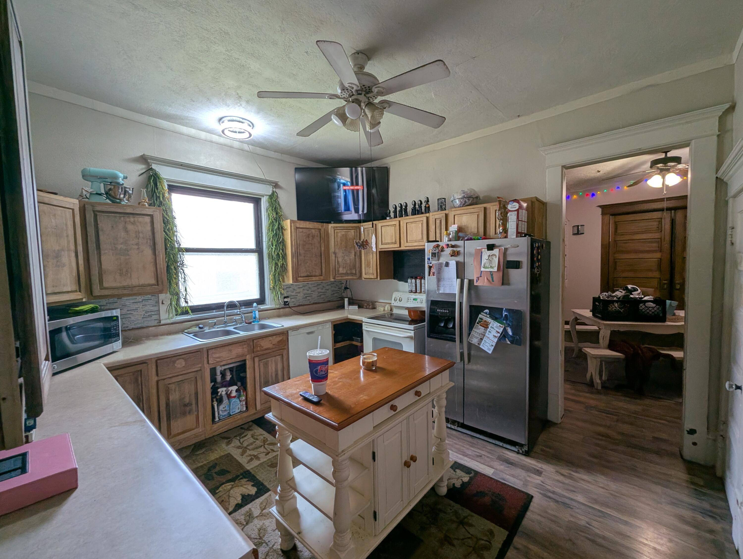 828 N Grant AVE, Springfield, MO 65802