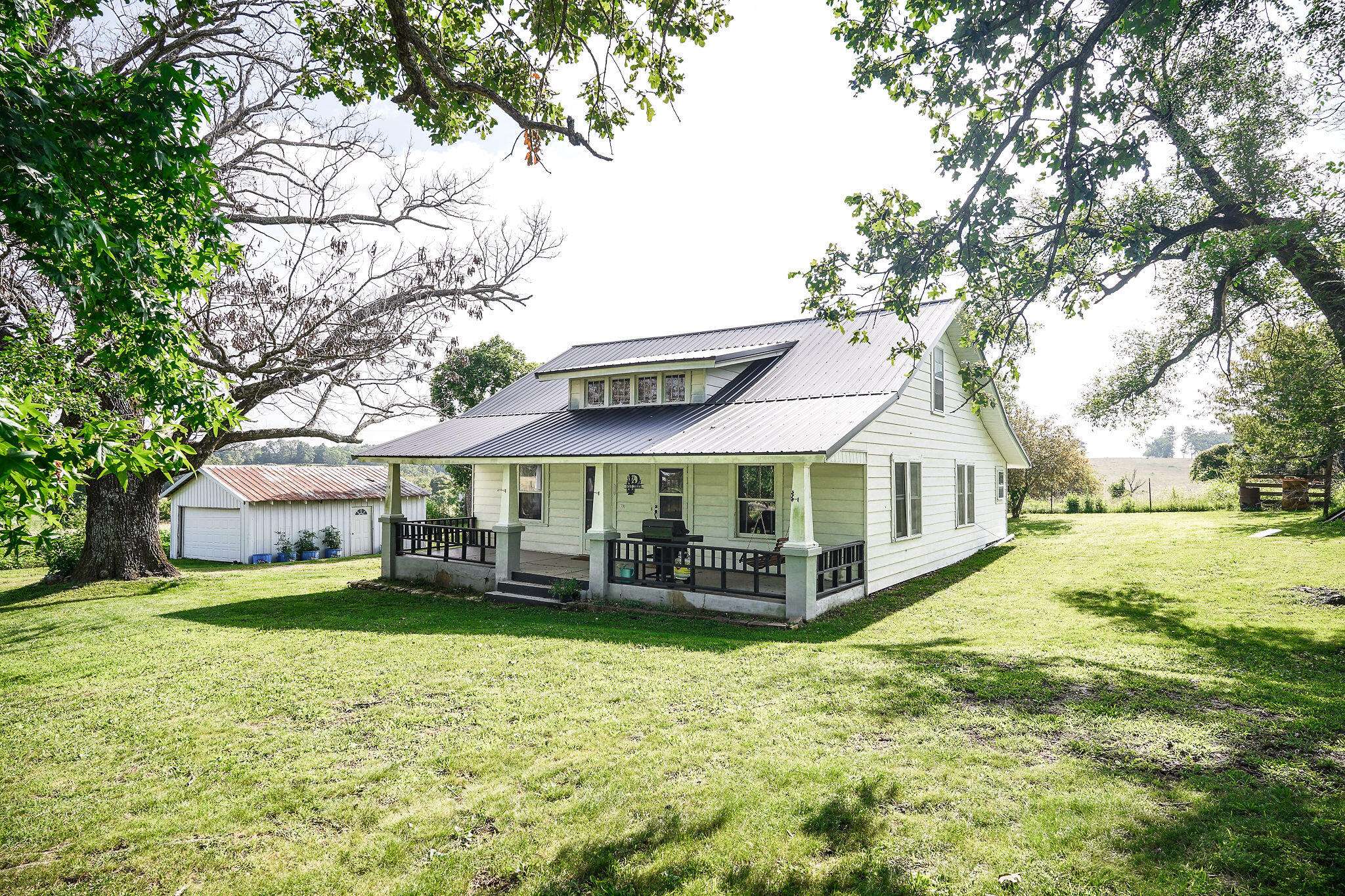 9770 State Hwy T, Hartville, MO 65667