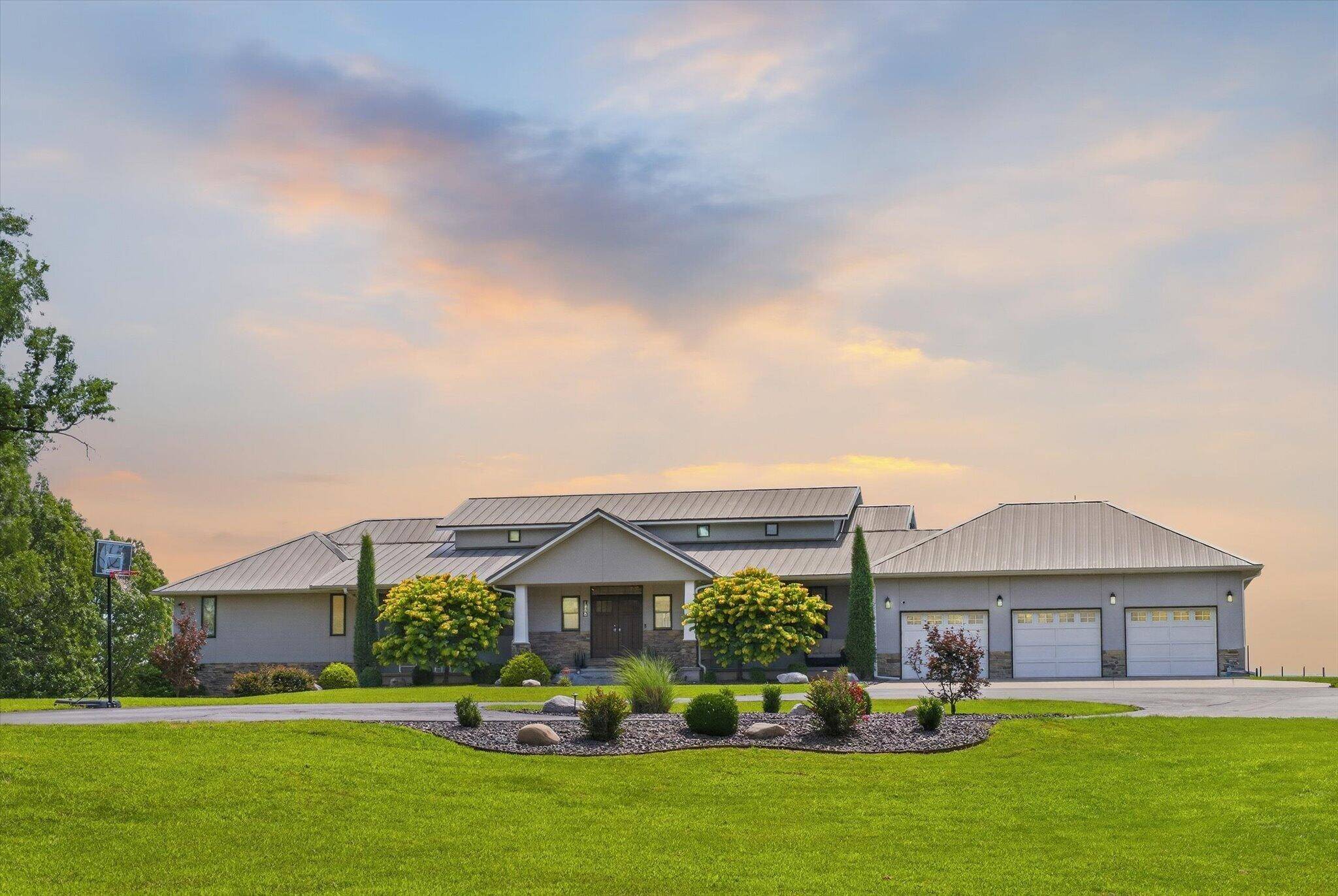 1788 N Sanders Valley RD, Nixa, MO 65714