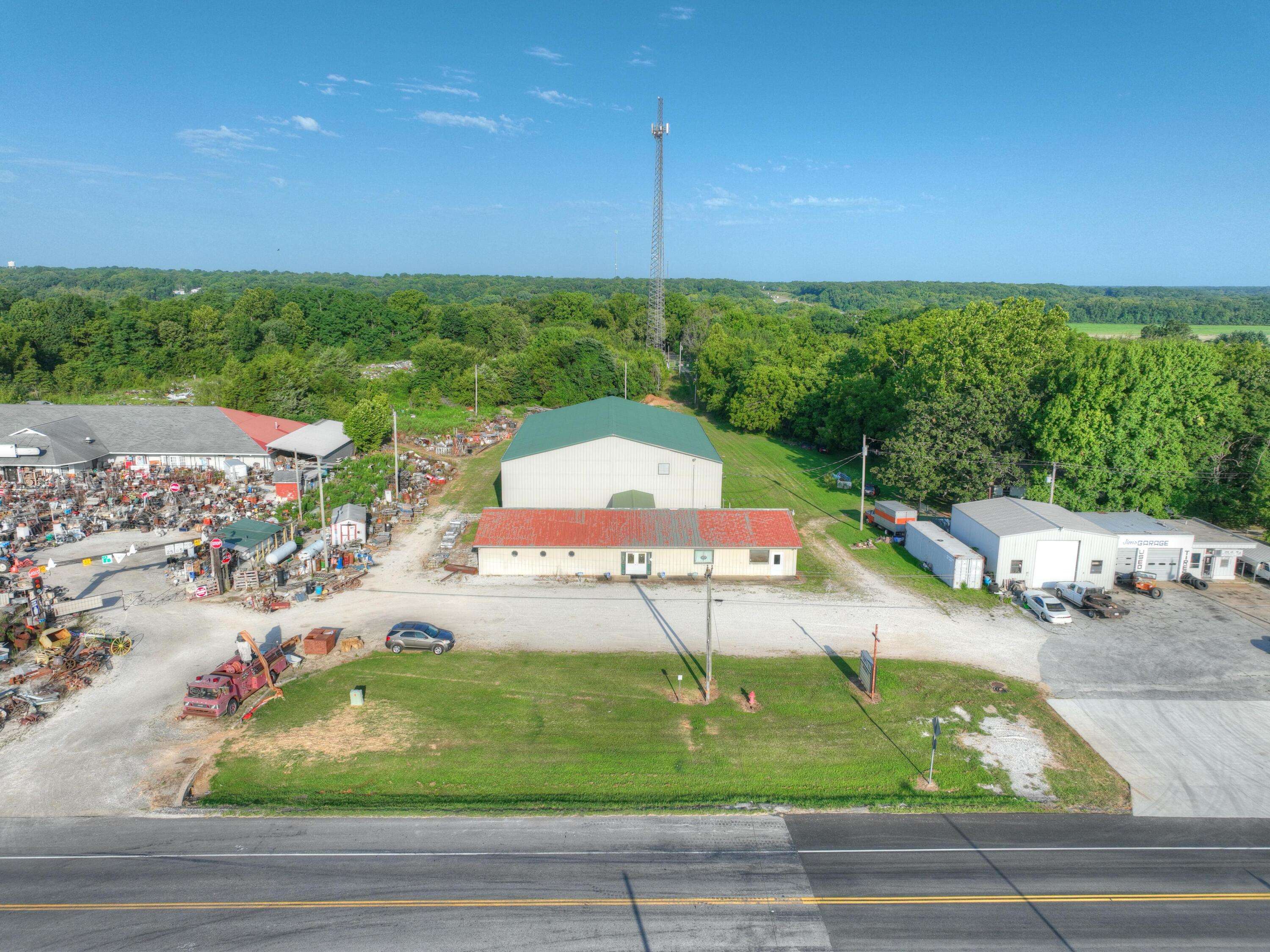2583 High ST, Sarcoxie, MO 64862