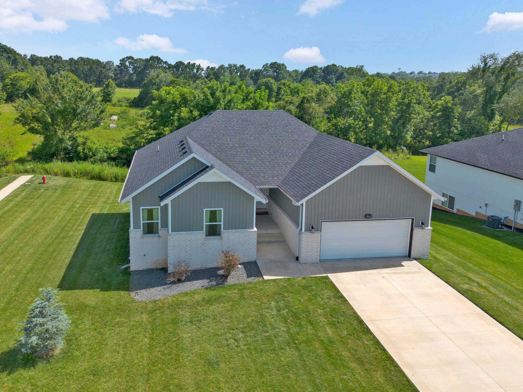 564 Delaware CT, Rogersville, MO 65742