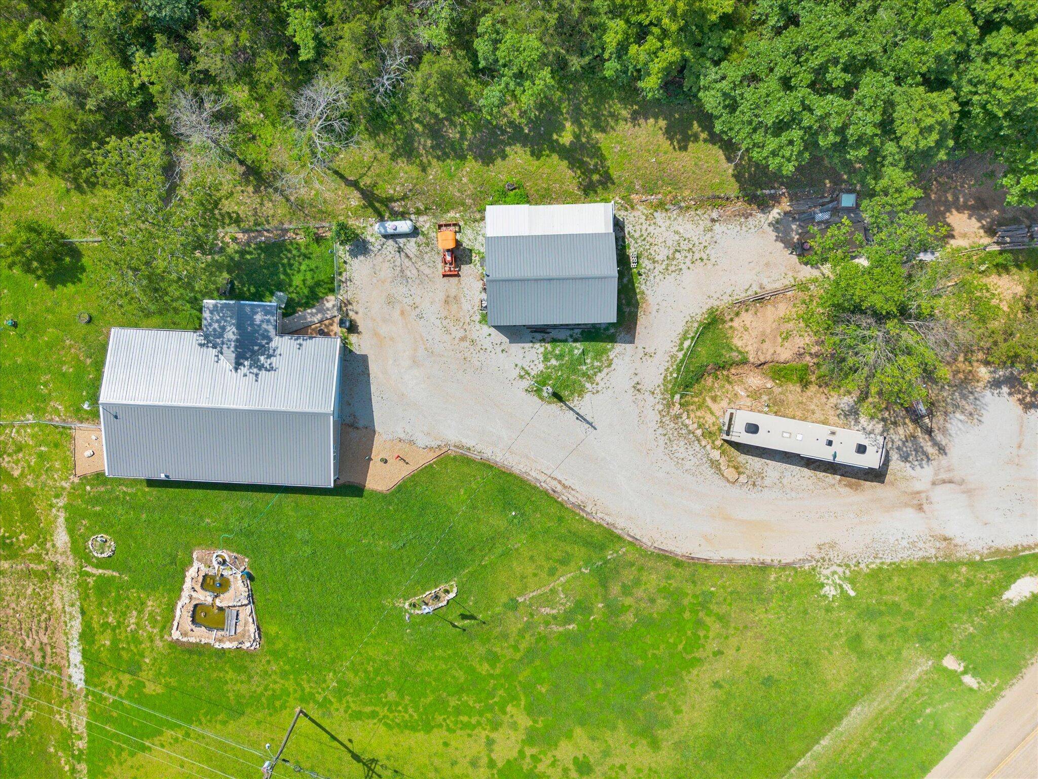 13000 Us Highway 54, Weaubleau, MO 65774