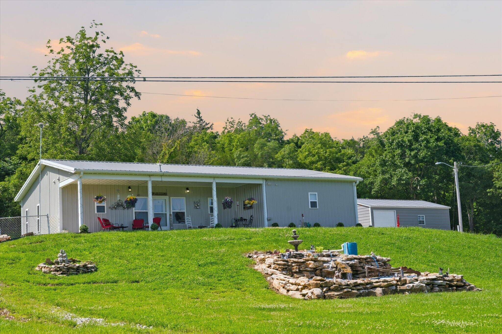13000 Us Highway 54, Weaubleau, MO 65774