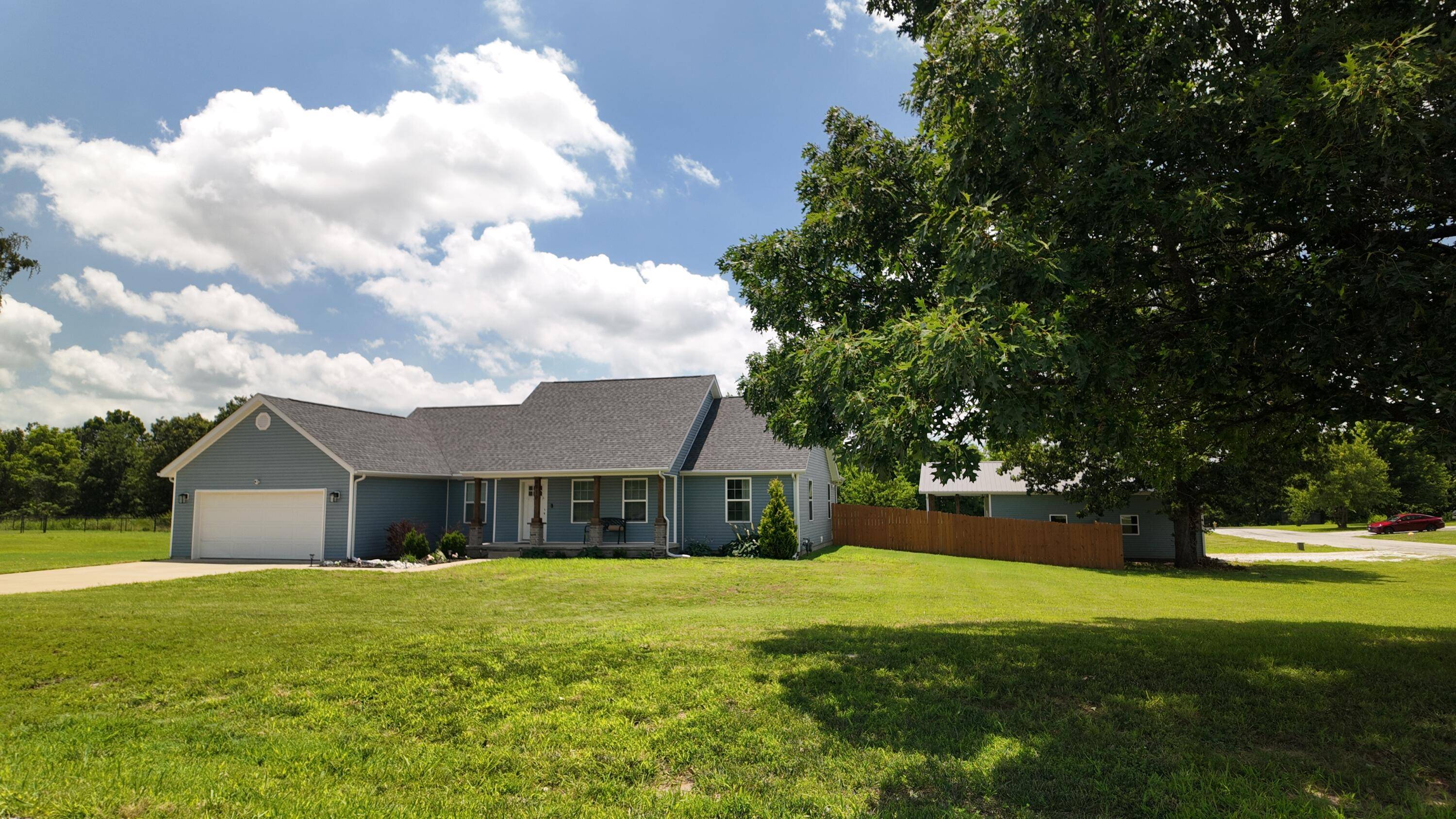 4910 E 27th ST, Joplin, MO 64801