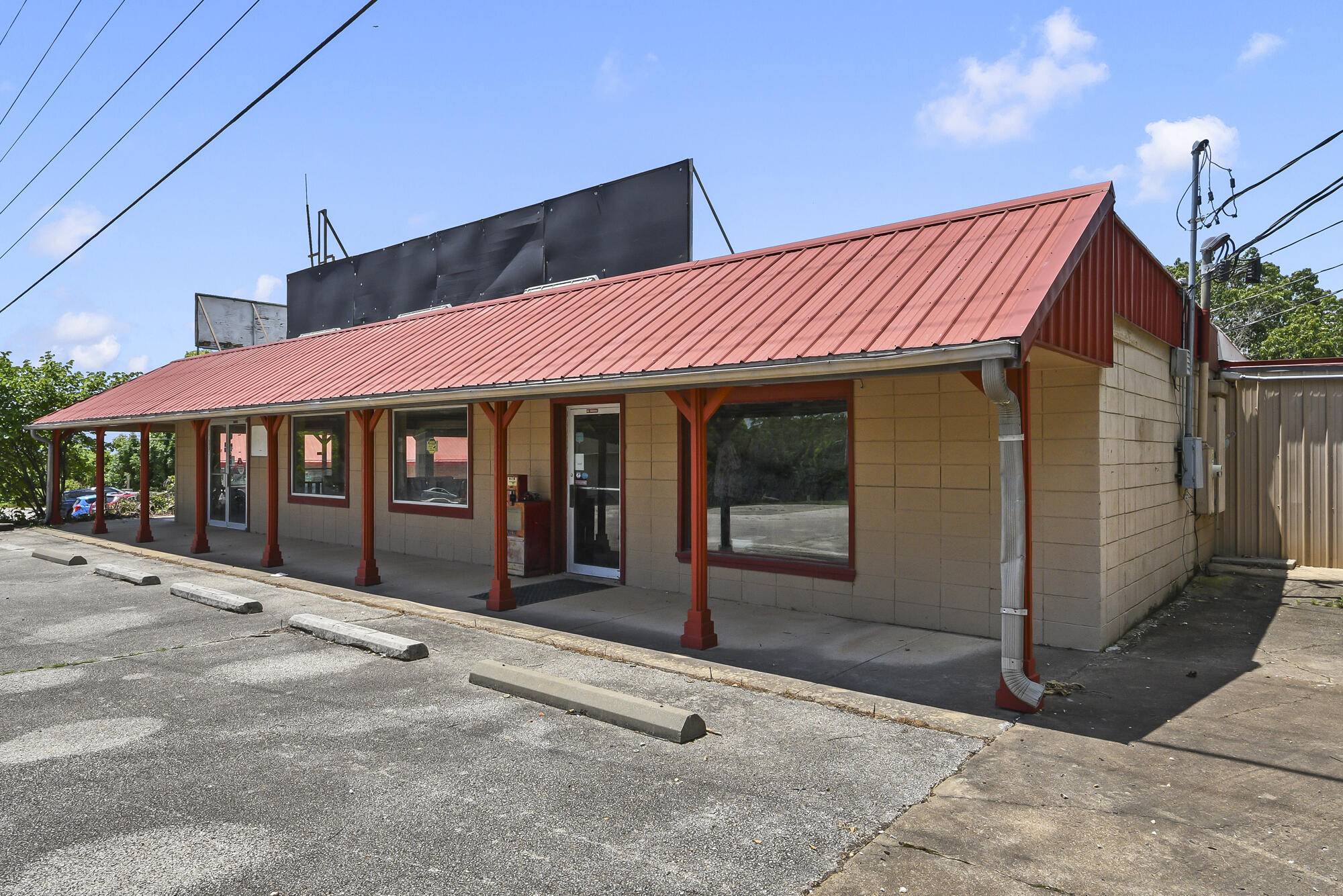 14981 Business 13, Branson West, MO 65737