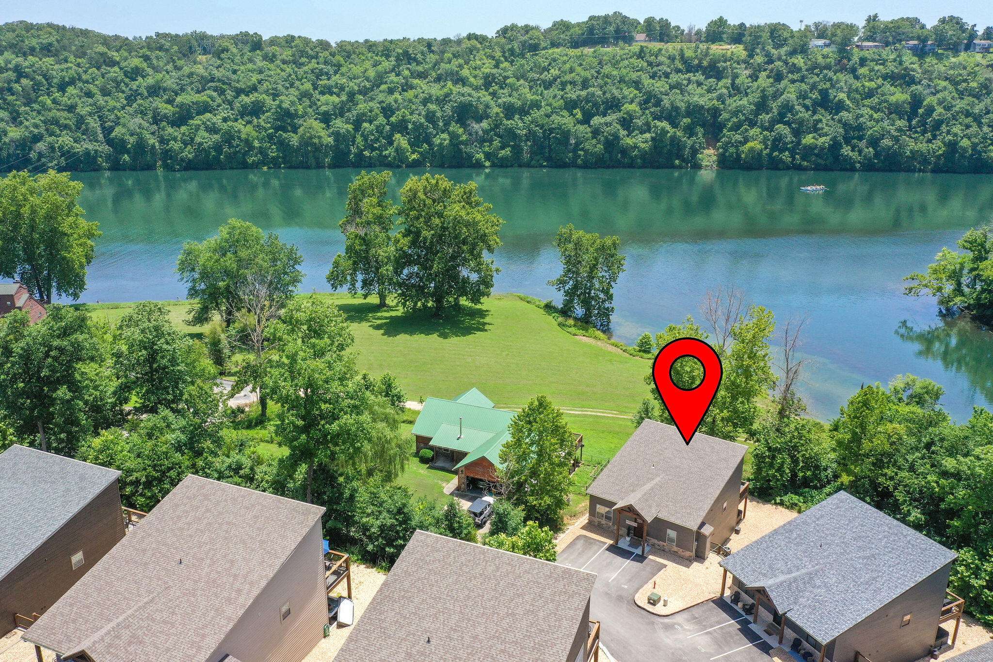 115 Snapper ST, Branson, MO 65616
